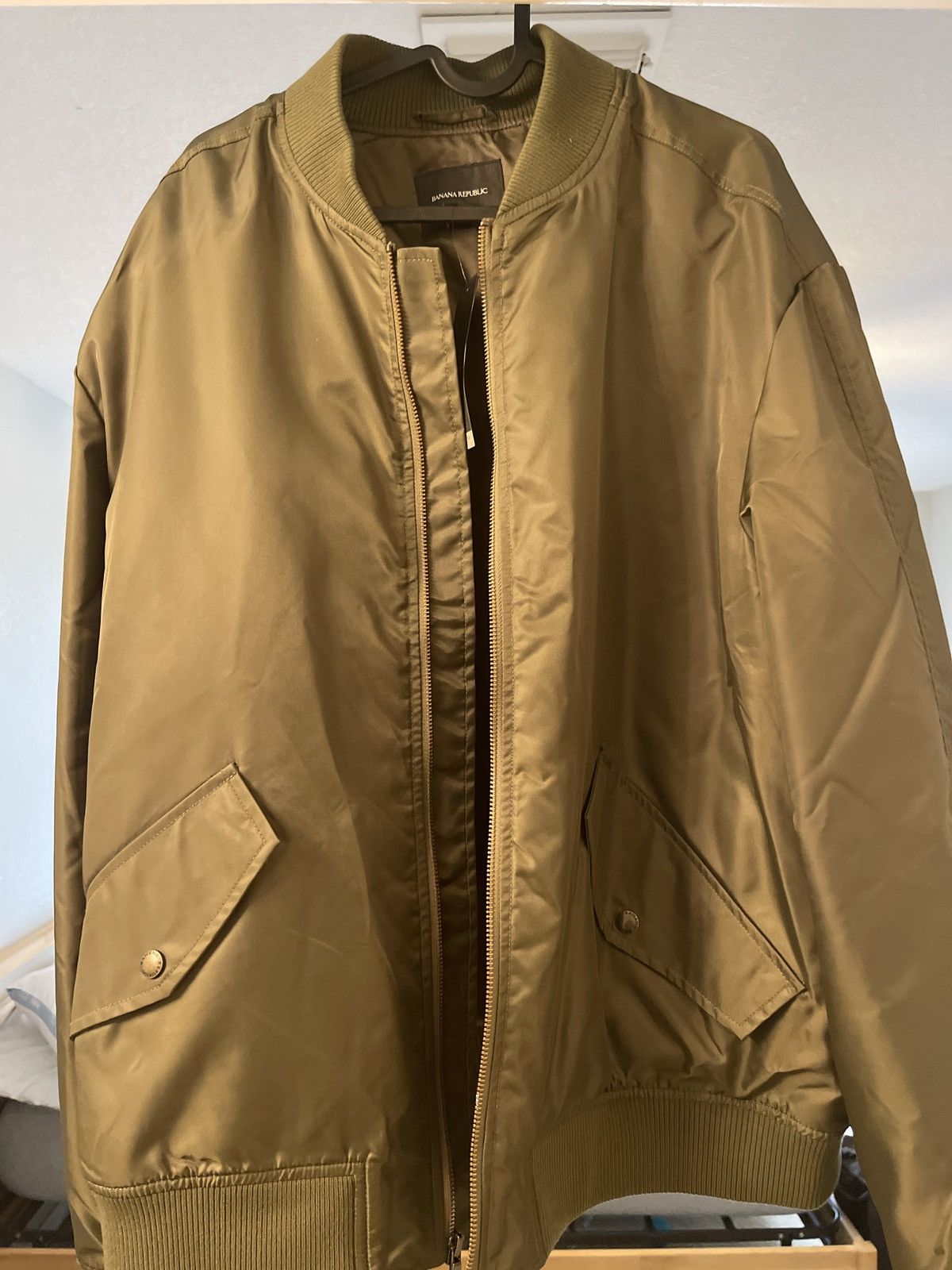 Banana Republic BR Nylon Bomber Size US XL / EU 56 / 4 - 1 Thumbnail