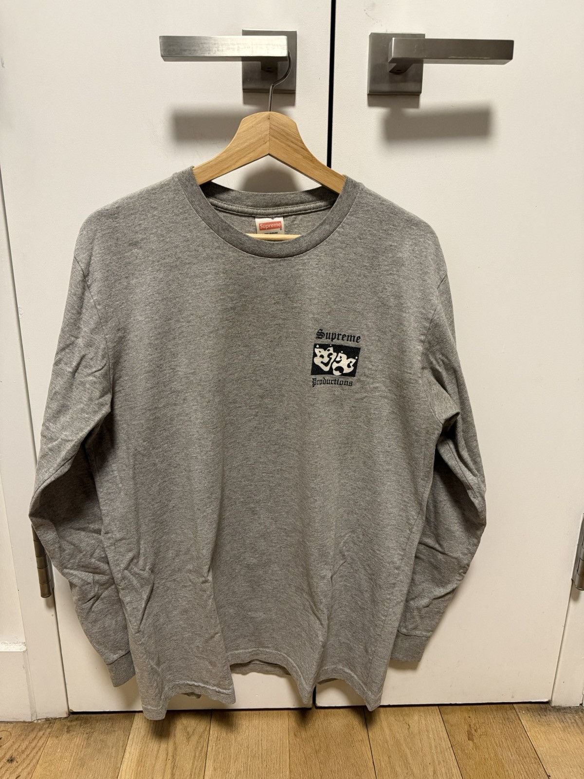 【新品】Supreme Productions L/S Tee 新品】Supreme Productions L/S Tee