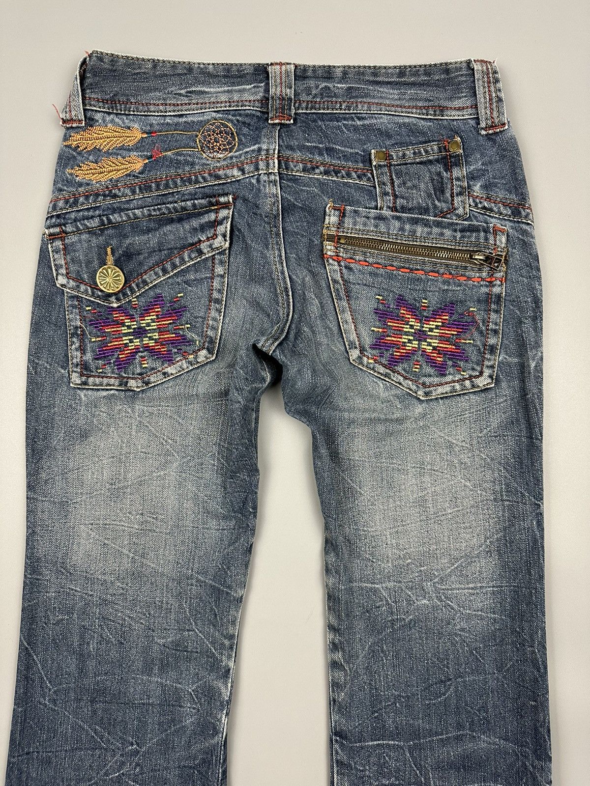 If Six Was Nine × Le Grande Bleu (L.G.B.) Japanese Style Embroidered Flared Jeans Size US 27 - 6 Thumbnail