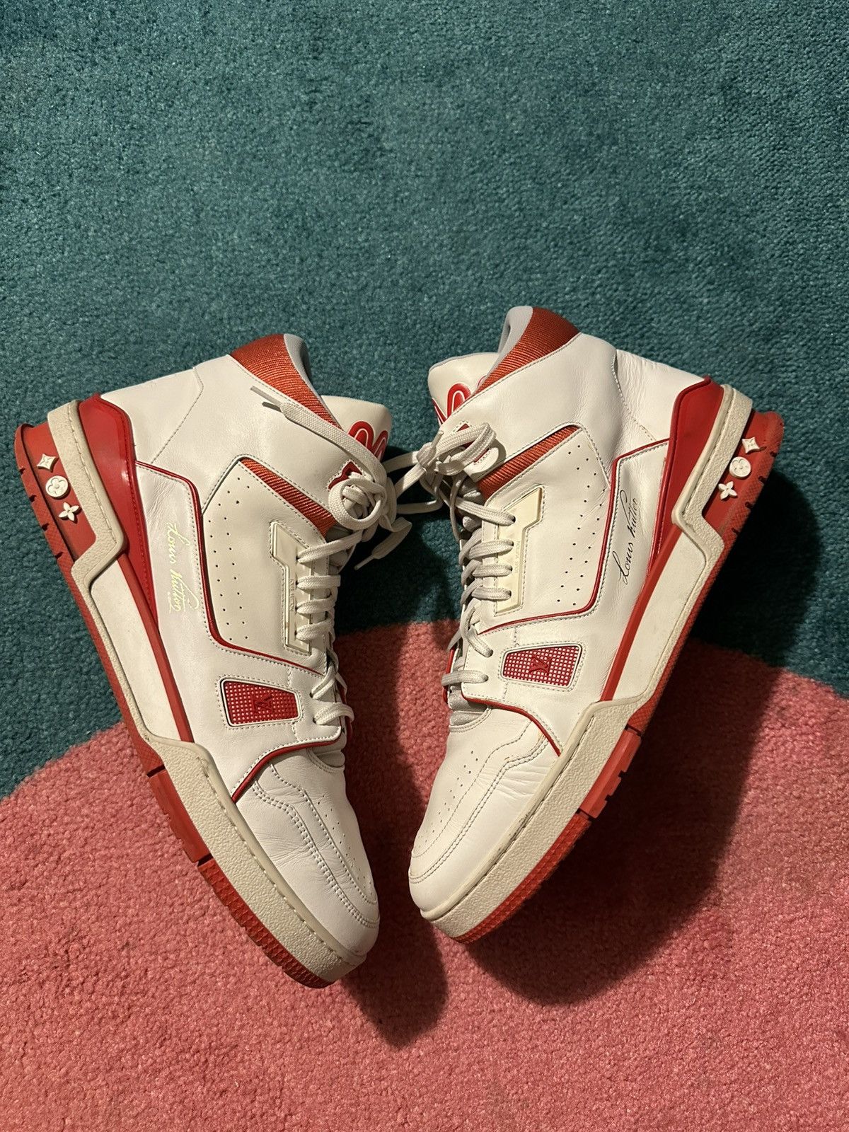 Louis Vuitton Louis Vuitton LV Trainer Mid White Red Size US 11 / EU 44 - 2 Thumbnail