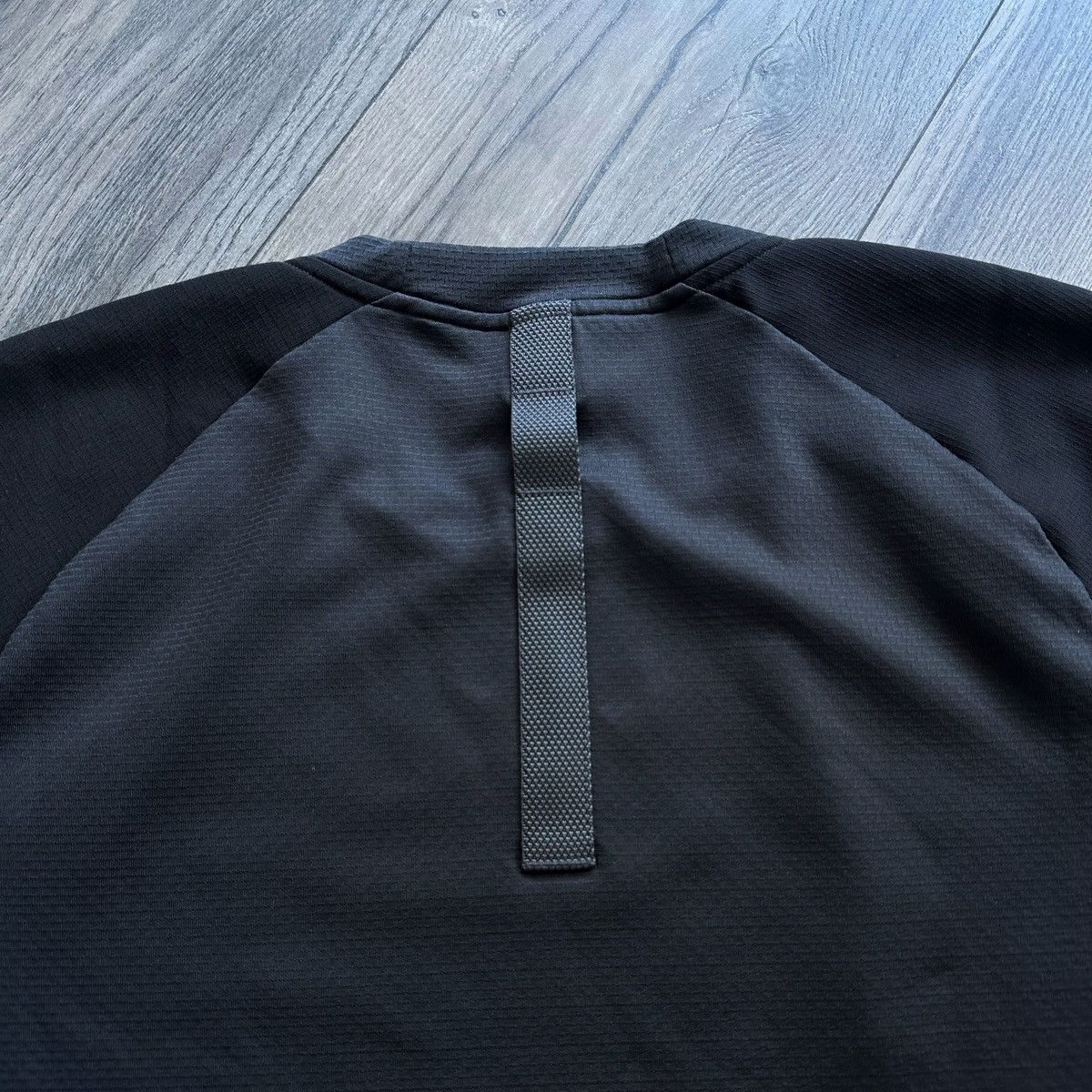 Lululemon Lululemon Mobility Obsidian Black Train Crew Neck Tshirt Size US L / EU 52-54 / 3 - 7 Thumbnail