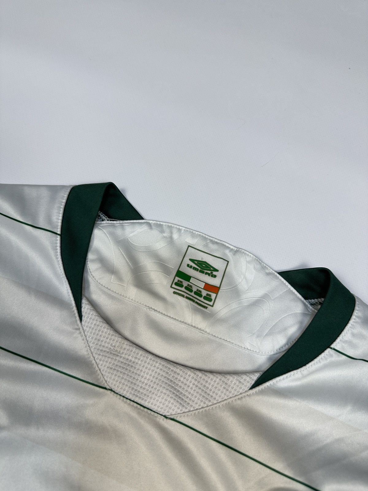 Umbro Vintage Umbro Ireland Soccer Jersey Blokecore Rare Hype VTg Size US XXL / EU 58 / 5 - 4 Thumbnail
