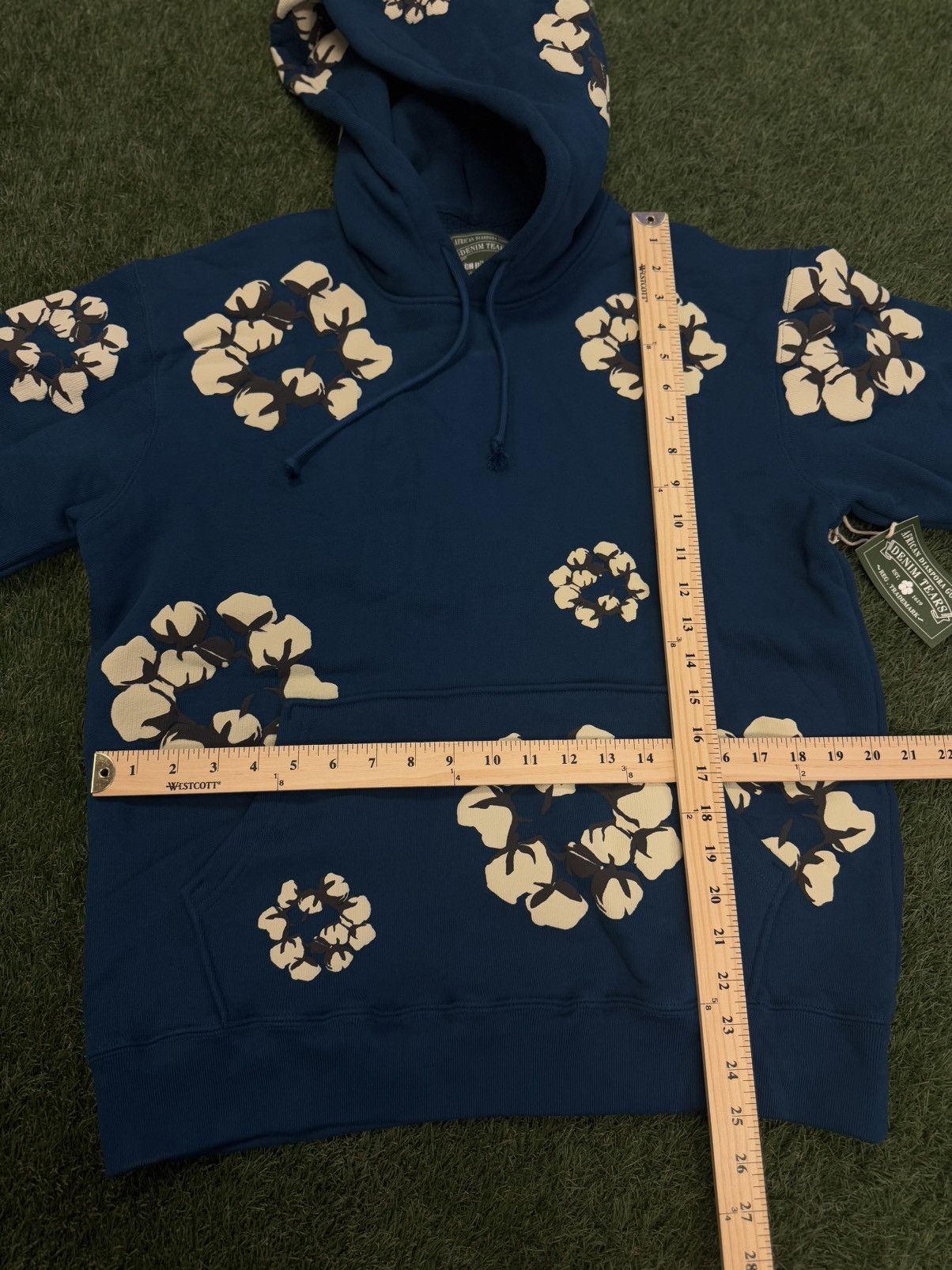 Cactus Plant Flea Market × DENIM TEARS Denim Tears CPFM Blue Cotton Wreath Hoodie (M) (NEW) Size US M / EU 48-50 / 2 - 9 Thumbnail