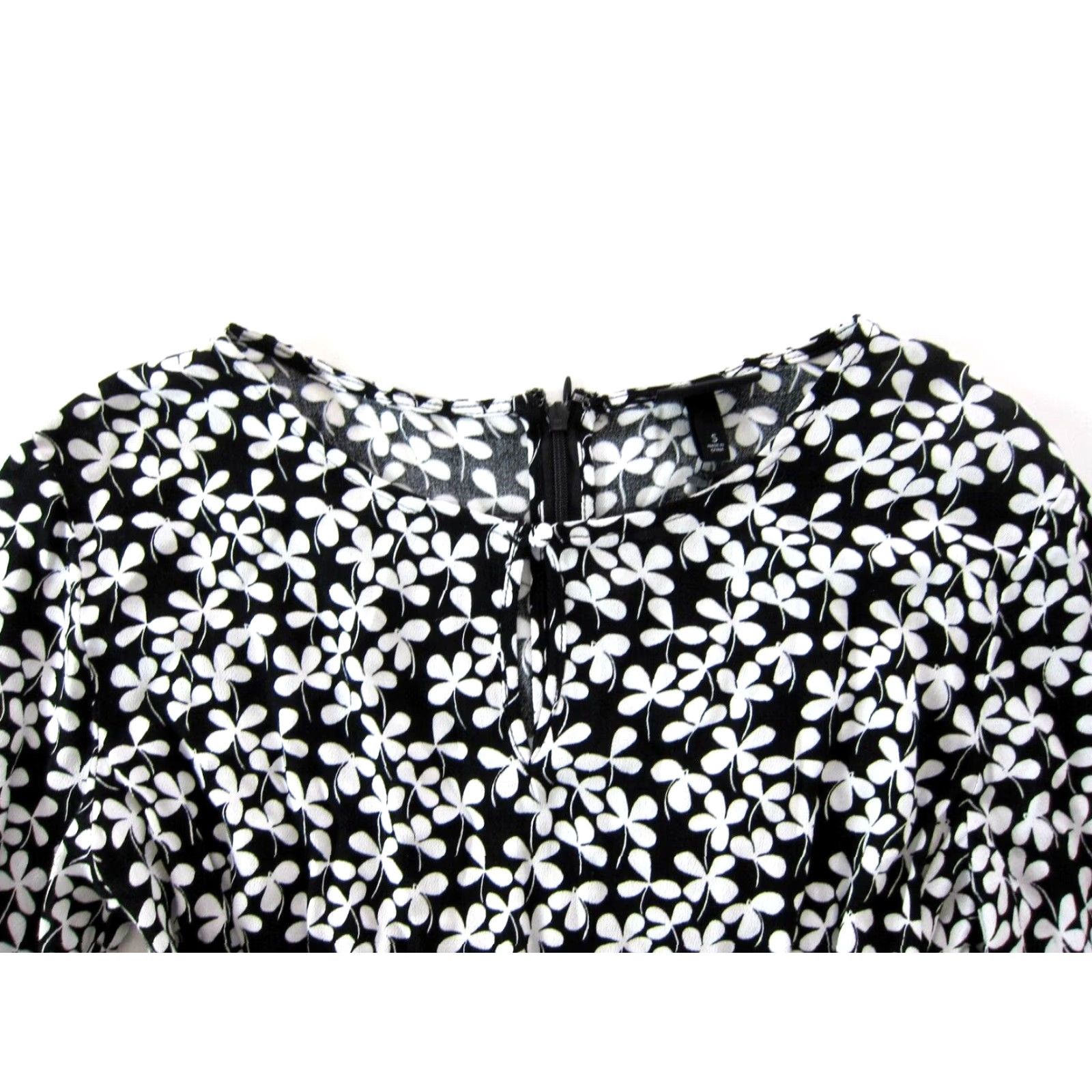 Vintage NWT Who What Wear Rayon Black White Clover Leaf Floral Short Jumpsuit Women S Size 28" / US 6 / IT 42 - 4 Thumbnail
