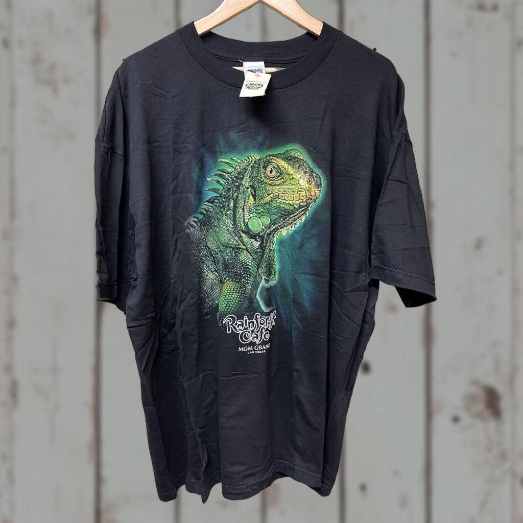 Vintage VINTAGE Rainforest Cafe T-Shirt 2XL Unisex Adults Black 90s Animals Parrot Graphic Tee MGM Grand NOS Size US XXL / EU 58 / 5 - 1 Thumbnail