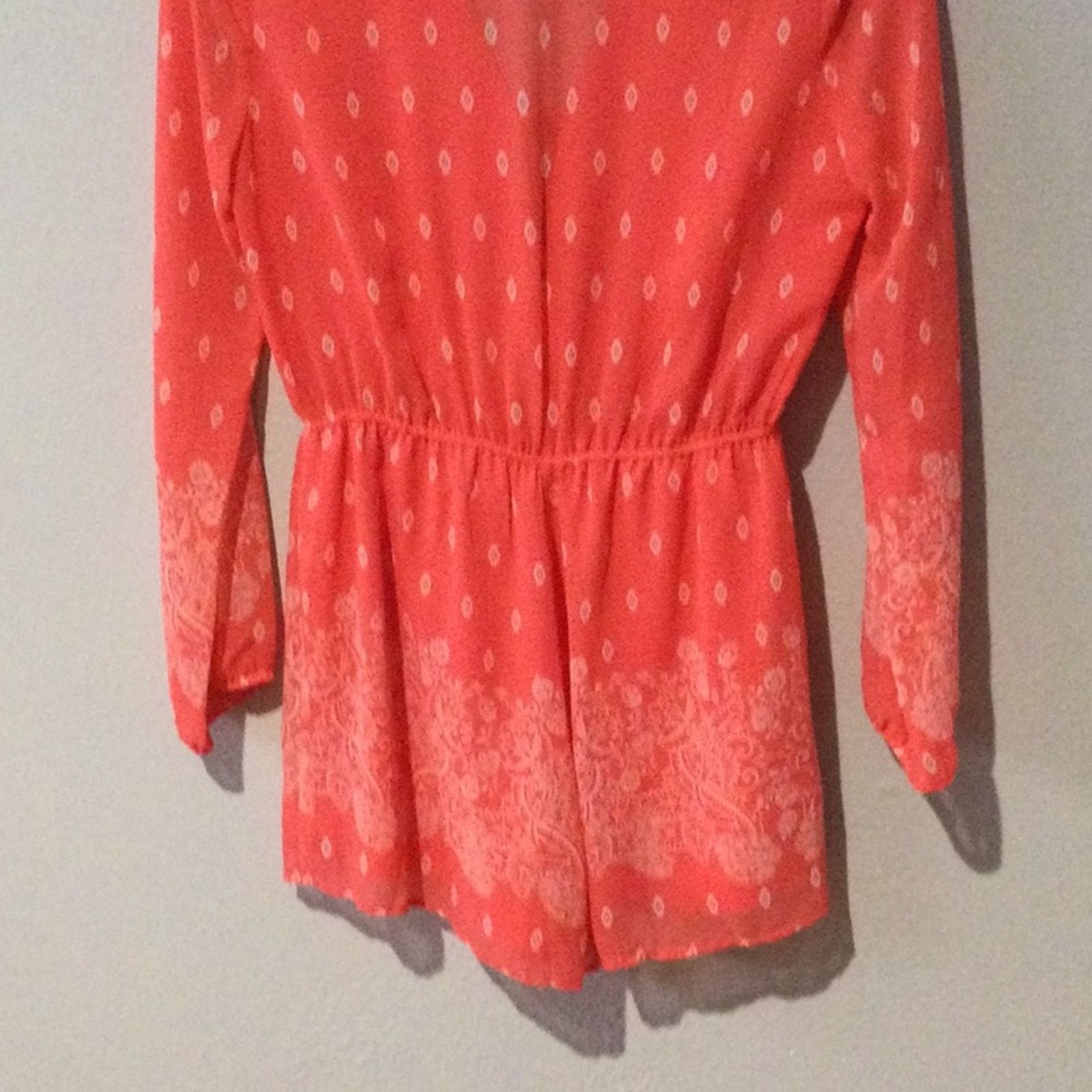Other Love Tree Salmon & White V-neck Tie Shorts Romper M Size 30" / US 8 / IT 44 - 8 Thumbnail