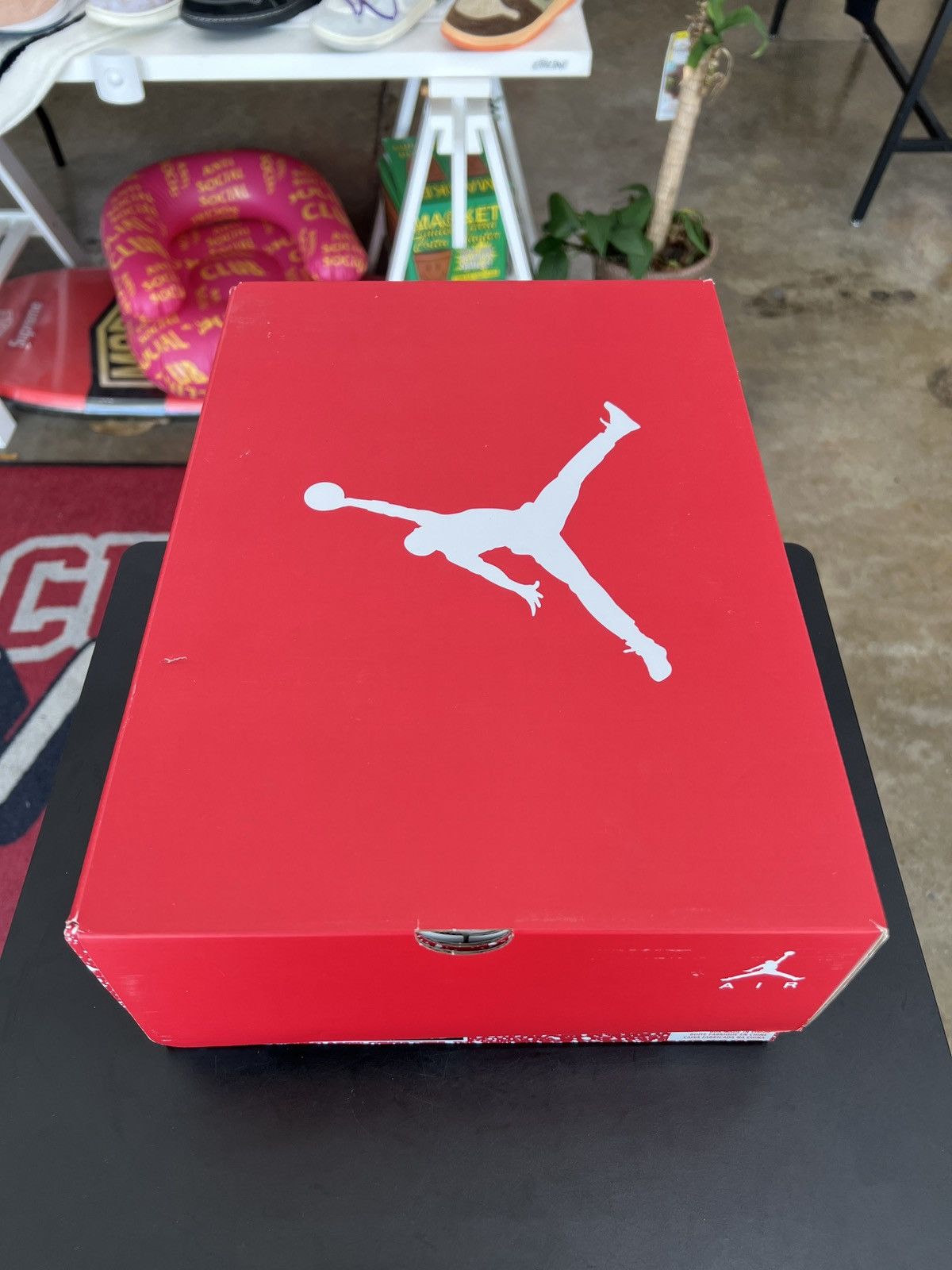 Jordan Brand Air Jordan 6 Red Oreo Sz. 10.5 (2022) Size US 10.5 / EU 43-44 - 12 Thumbnail