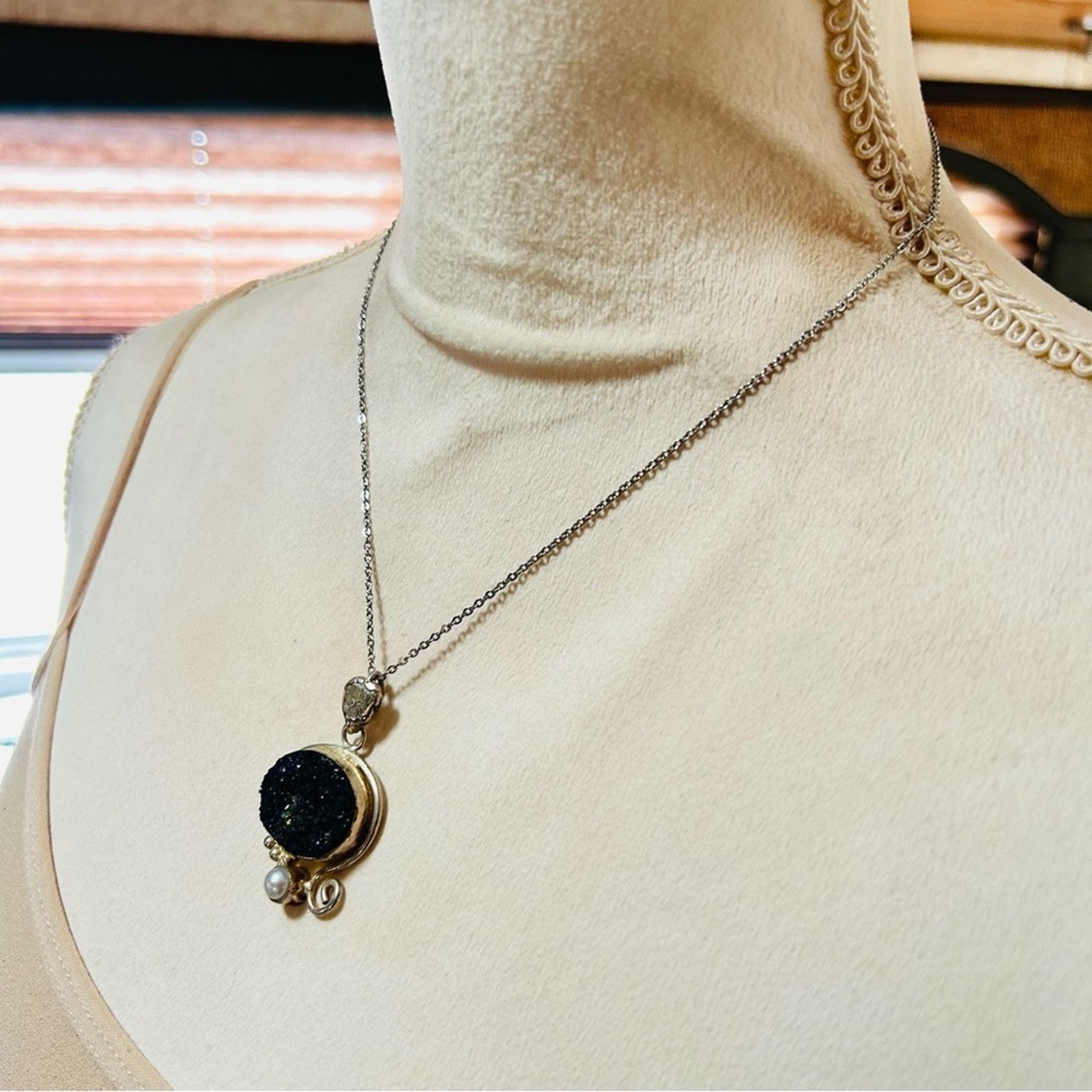 Handmade Handcrafted moissanite druzy genuine pearl pendant necklace Size ONE SIZE - 4 Thumbnail