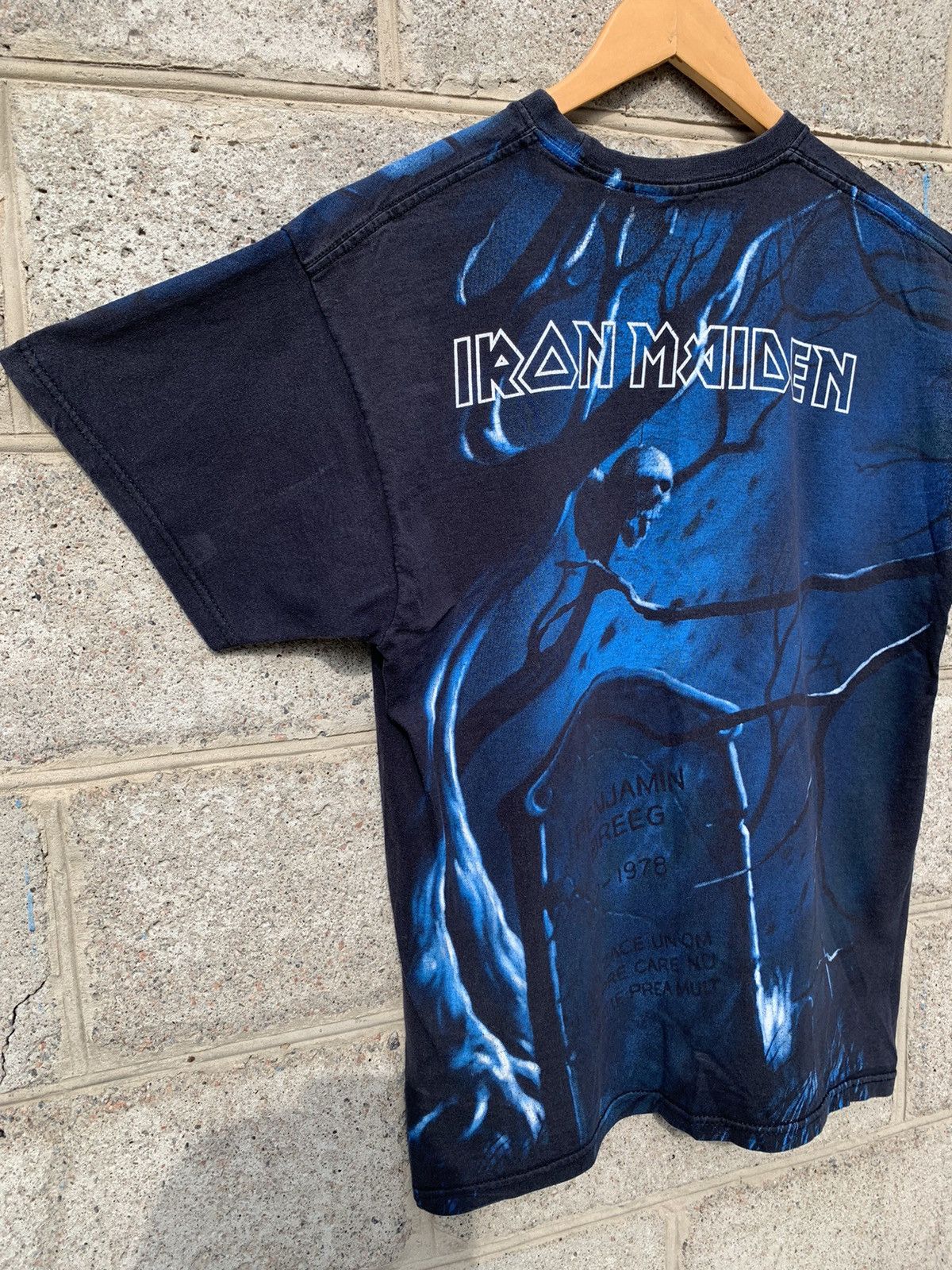 Band Tees × Iron Maiden × Vintage Iron Maiden All Over Print Benjamin Breeg Tour T Shirt Size US L / EU 52-54 / 3 - 6 Thumbnail