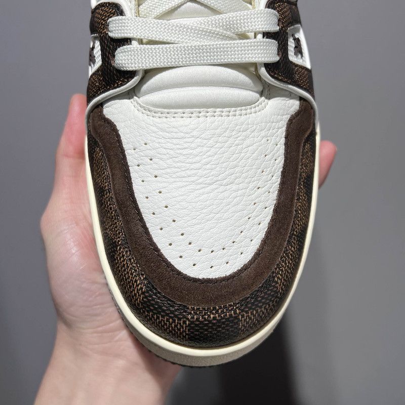 Louis Vuitton Louis Vuitton Trainer Low-Top Sneakers in White/Brown -2508 Size US 8.5 / EU 41-42 - 5 Thumbnail