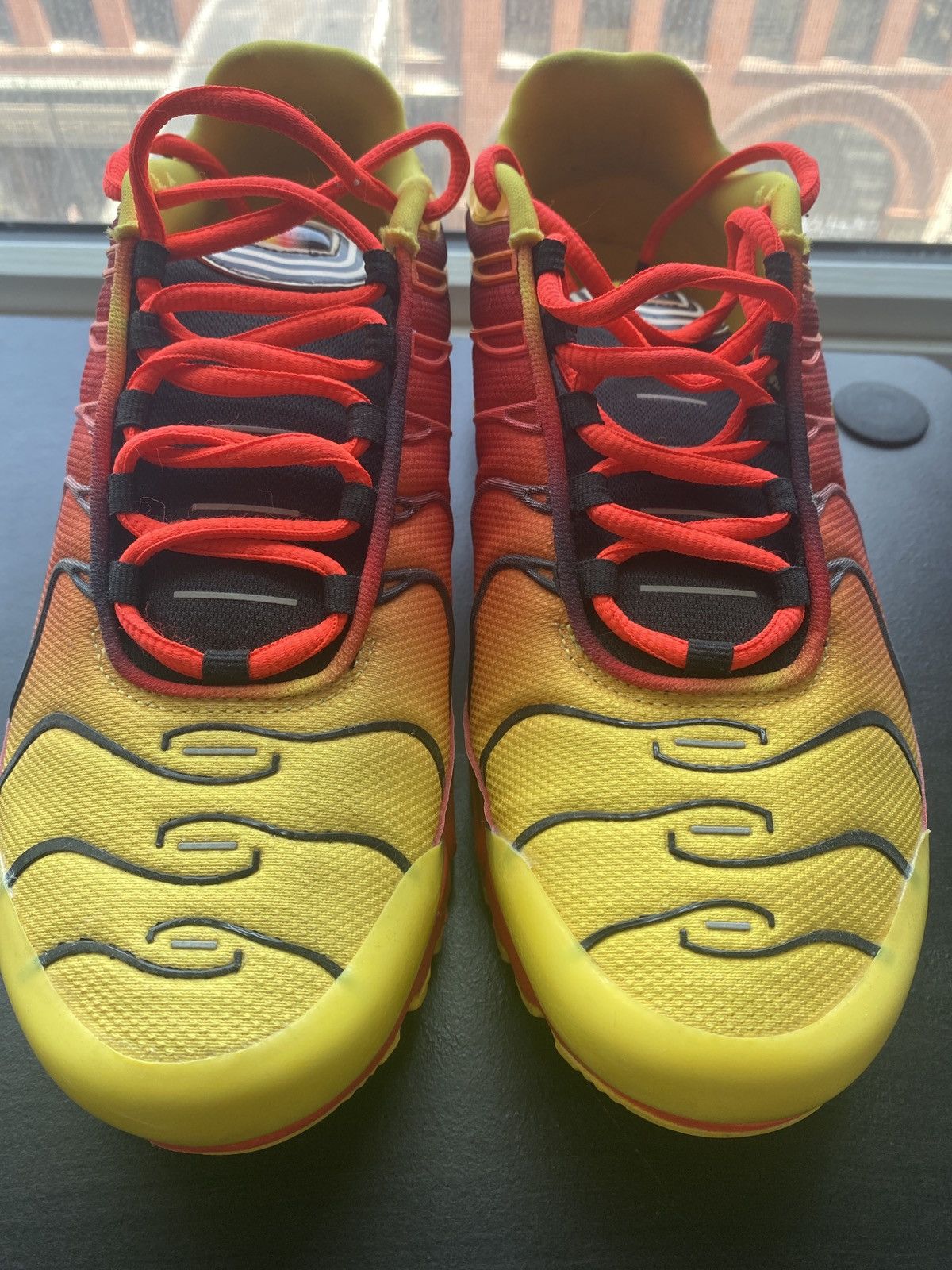 Nike Air Max Plus TN ‘Chrome Yellow’ Size US 7 / EU 40 - 5 Thumbnail
