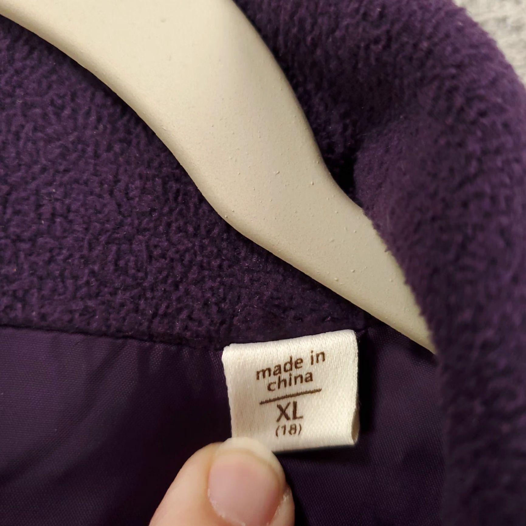 Coldwater Creek Coldwater Creek Jacket Womens XL Full Zip Fleece Knit Nylon Purple Long Sleeve Basic Jacket Regular Size: XL Size XL / US 12-14 / IT 48-50 - 6 Thumbnail