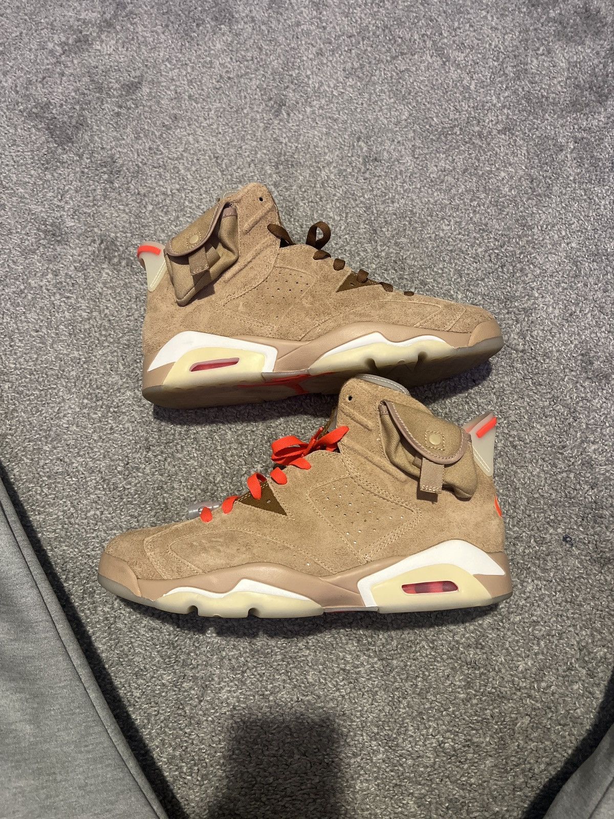 Jordan Brand × Travis Scott Travis Scott x Air Jordan Retro 6 British Khaki Size US 11.5 / EU 44-45 - 4 Thumbnail