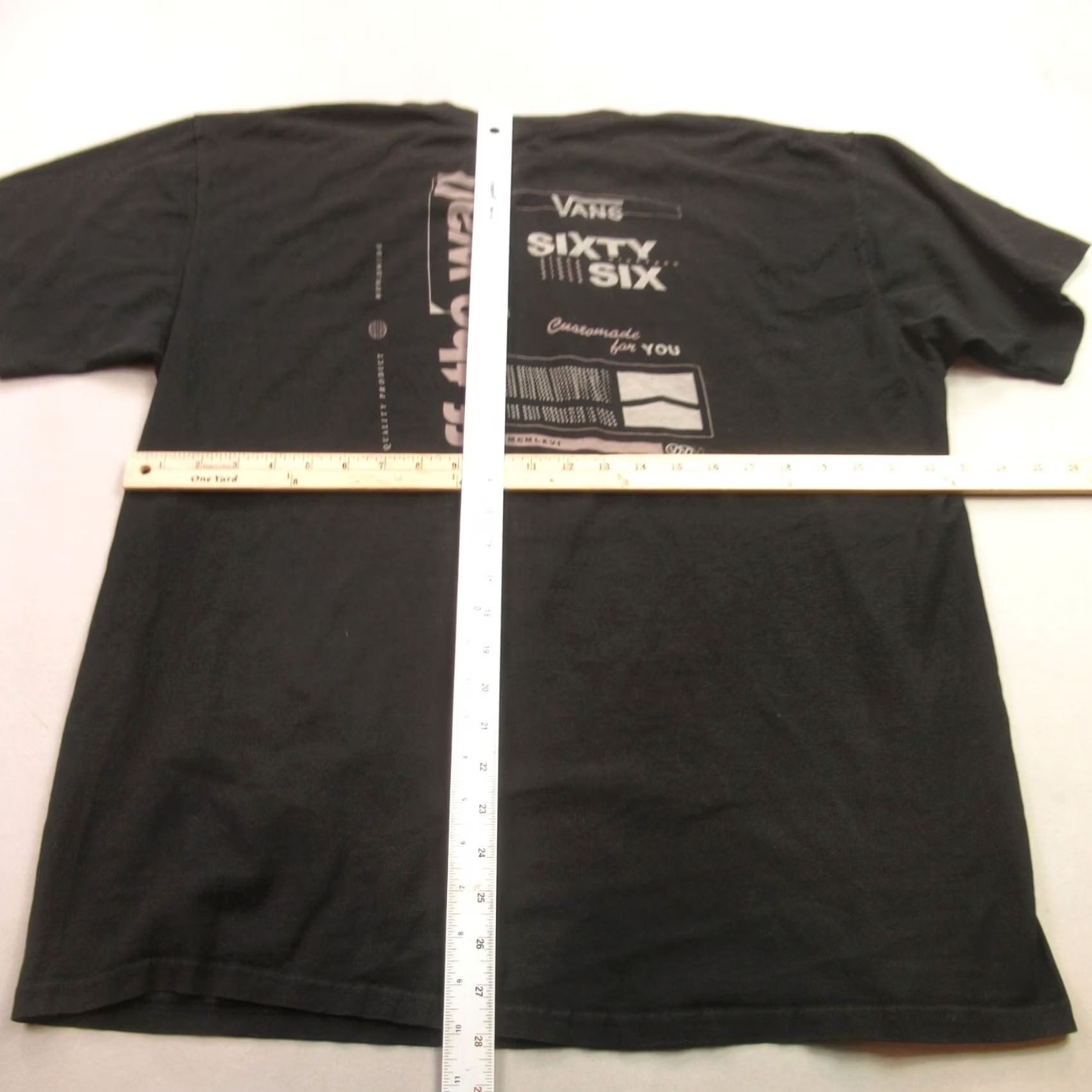 Vans Vans Shirt Mens XL Short Sleeve Crew Neck Black Lightweight Classic Fit Size US XL / EU 56 / 4 - 7 Thumbnail