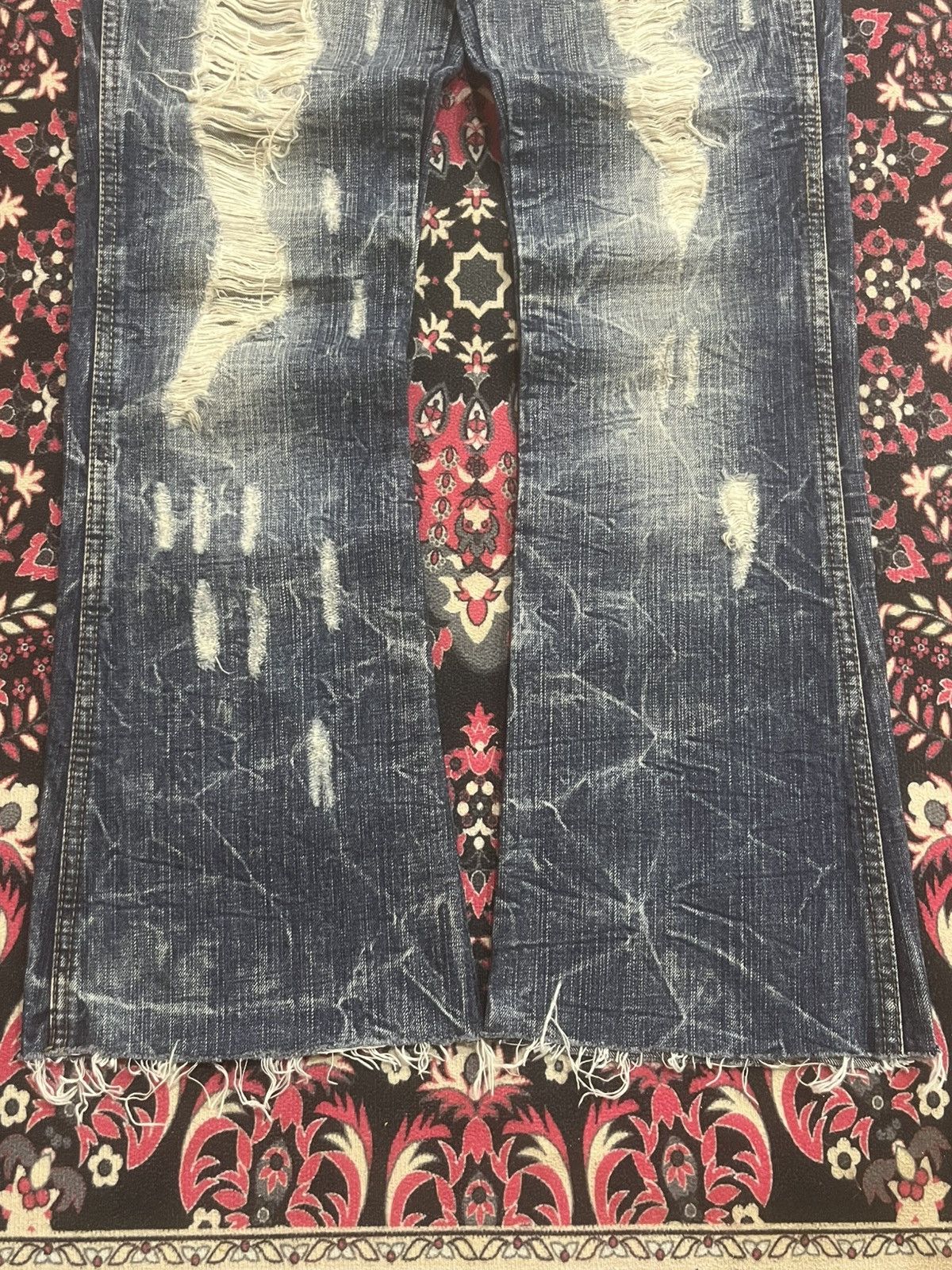 If Six Was Nine Japanese Brand Hollis Blue Cracked Washed Ripped Flare Jeans Size 28" / US 6 / IT 42 - 9 Thumbnail