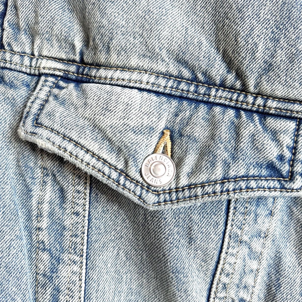 Balenciaga SAMPLE Padded Japanese Denim Jacket Size US XL / EU 56 / 4 - 3 Thumbnail