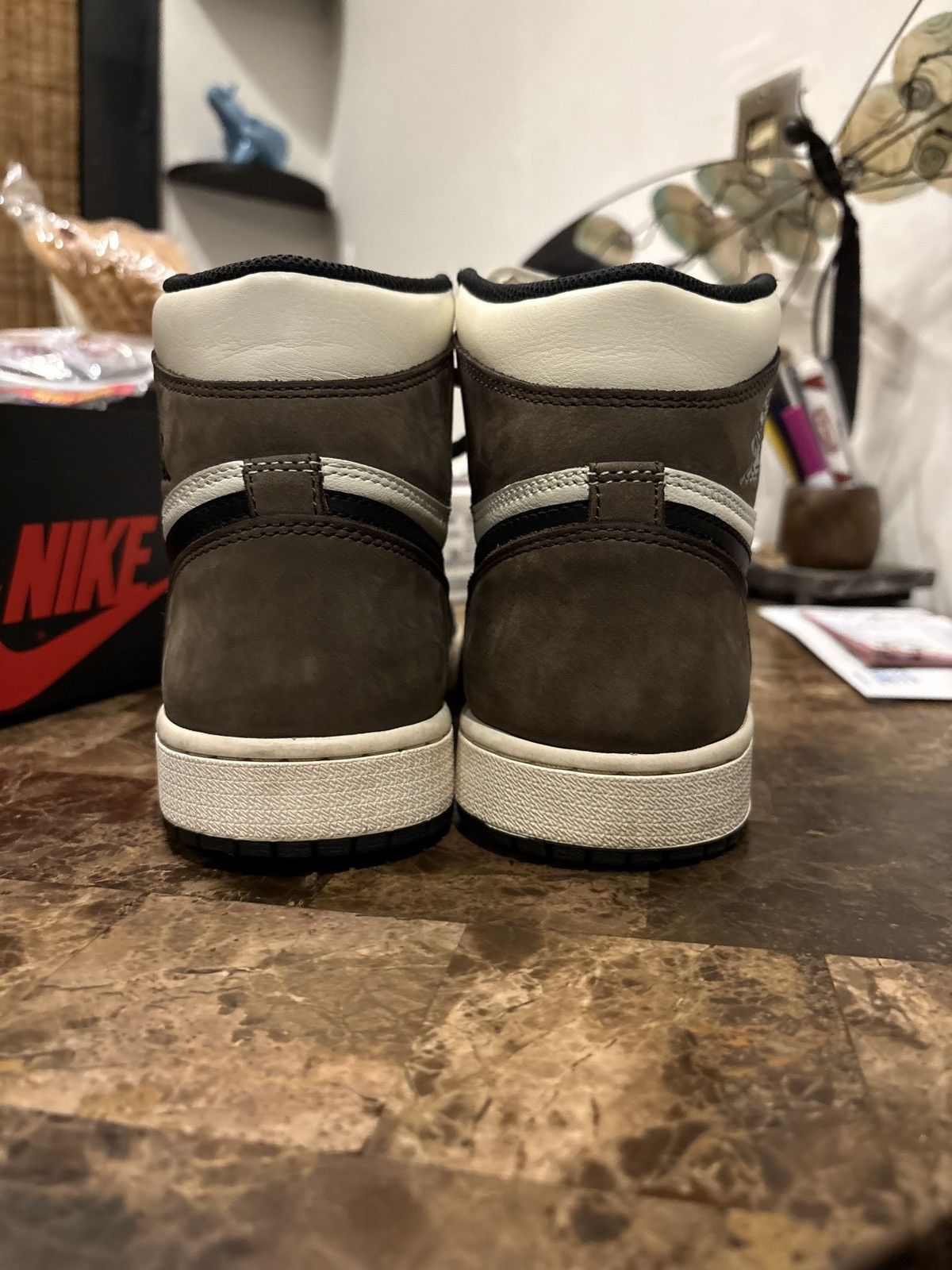 Jordan Brand JORDAN 1 MOCHAS Size US 9 / EU 42 - 1 Thumbnail
