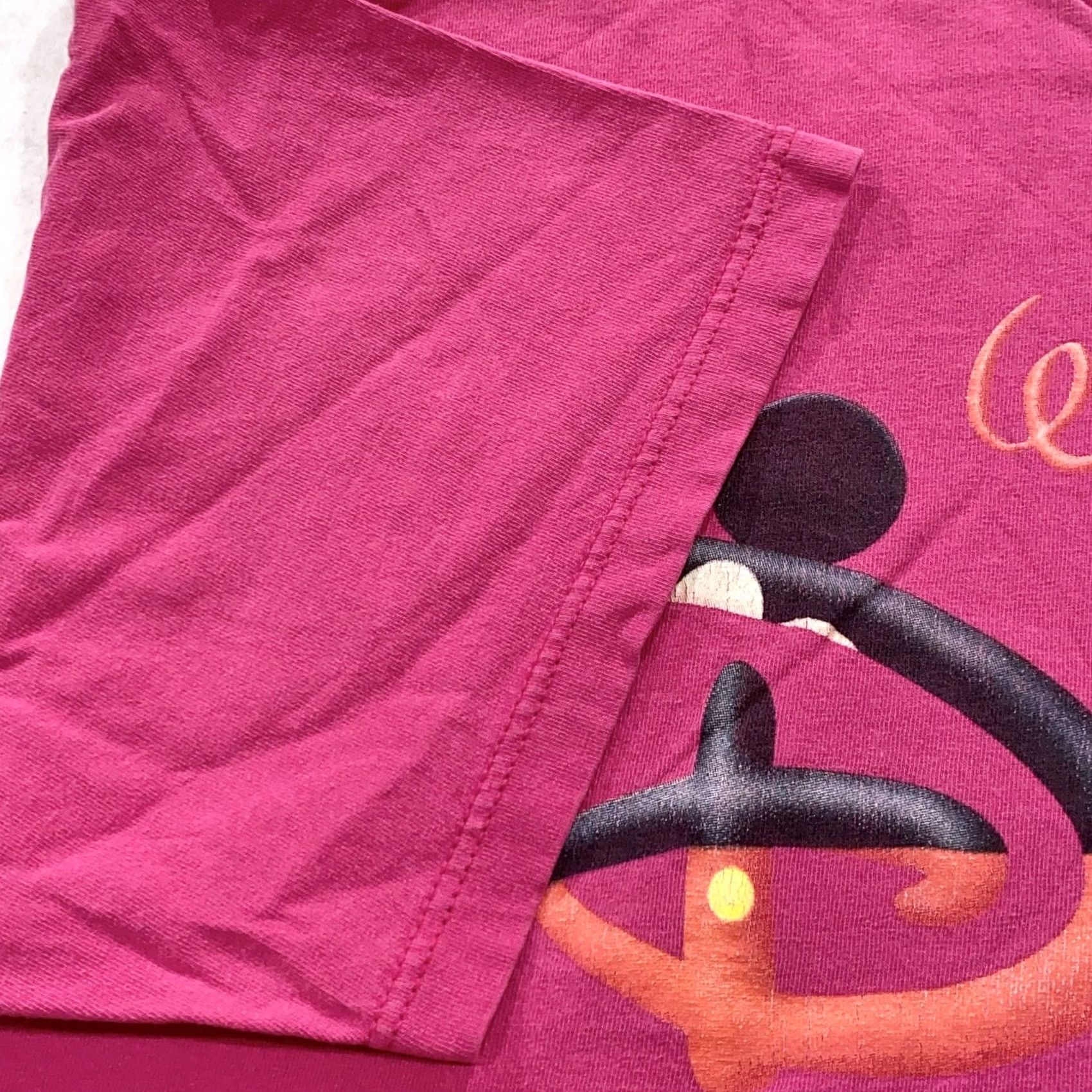 Disney VINTAGE Walt Disney World Cartoon T-Shirt Large/XL Men Pink 90s Mickey Mouse Tigger 80s 90s Cartoon Womens Men Boys Girls Size US L / EU 52-54 / 3 - 4 Thumbnail