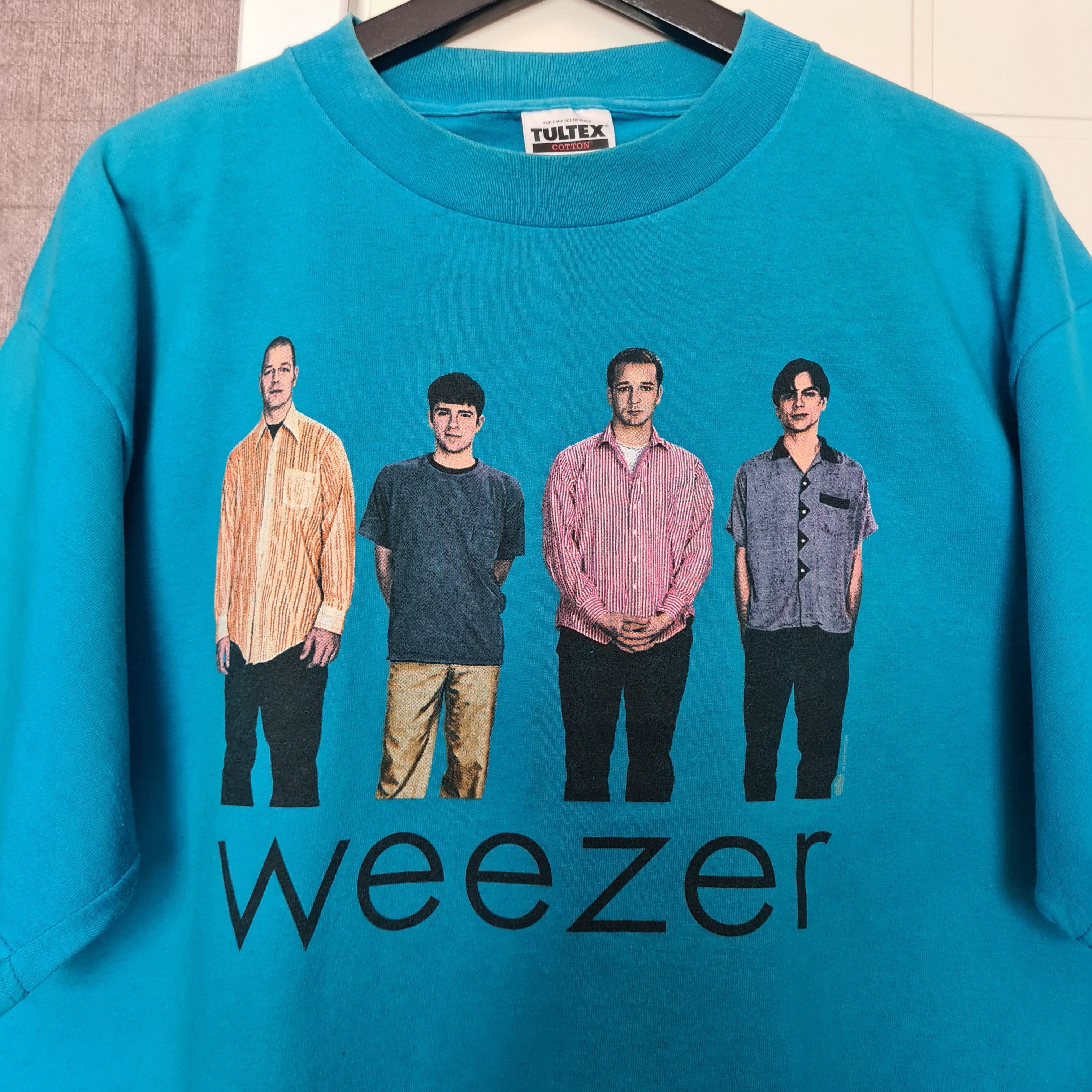 Band Tees Weezer Blue Album 90s and Red Album Vintage Shirt Size US XL / EU 56 / 4 - 9 Thumbnail