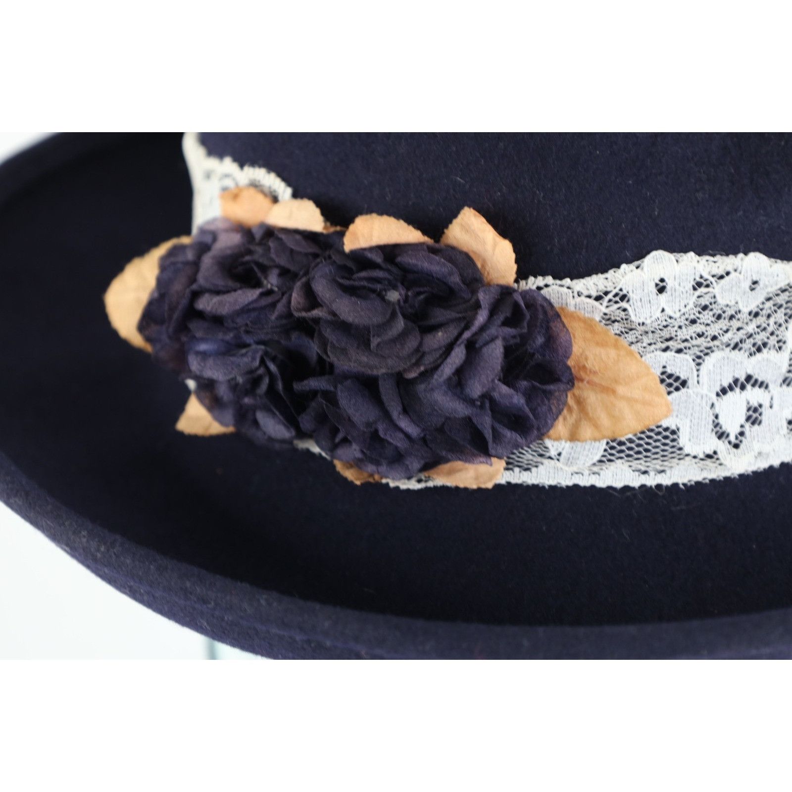 Vintage Vintage 60s Streetwear LaceFlower Felt Wool Wide Brim Hat Size ONE SIZE - 2 Thumbnail