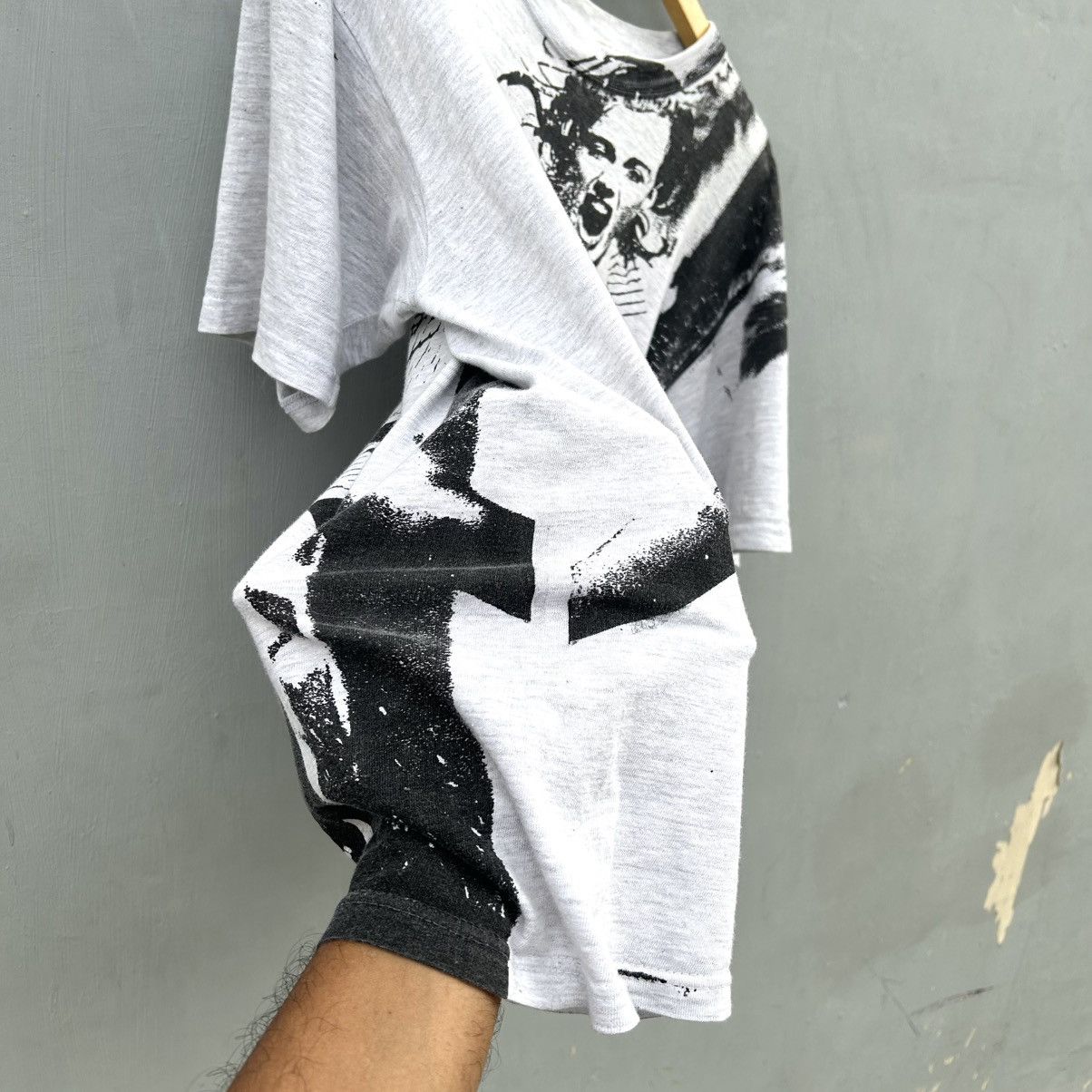 Vintage Vintage 90s Tshirt Marilyn Monroe AOP Builtup Size US L / EU 52-54 / 3 - 6 Thumbnail