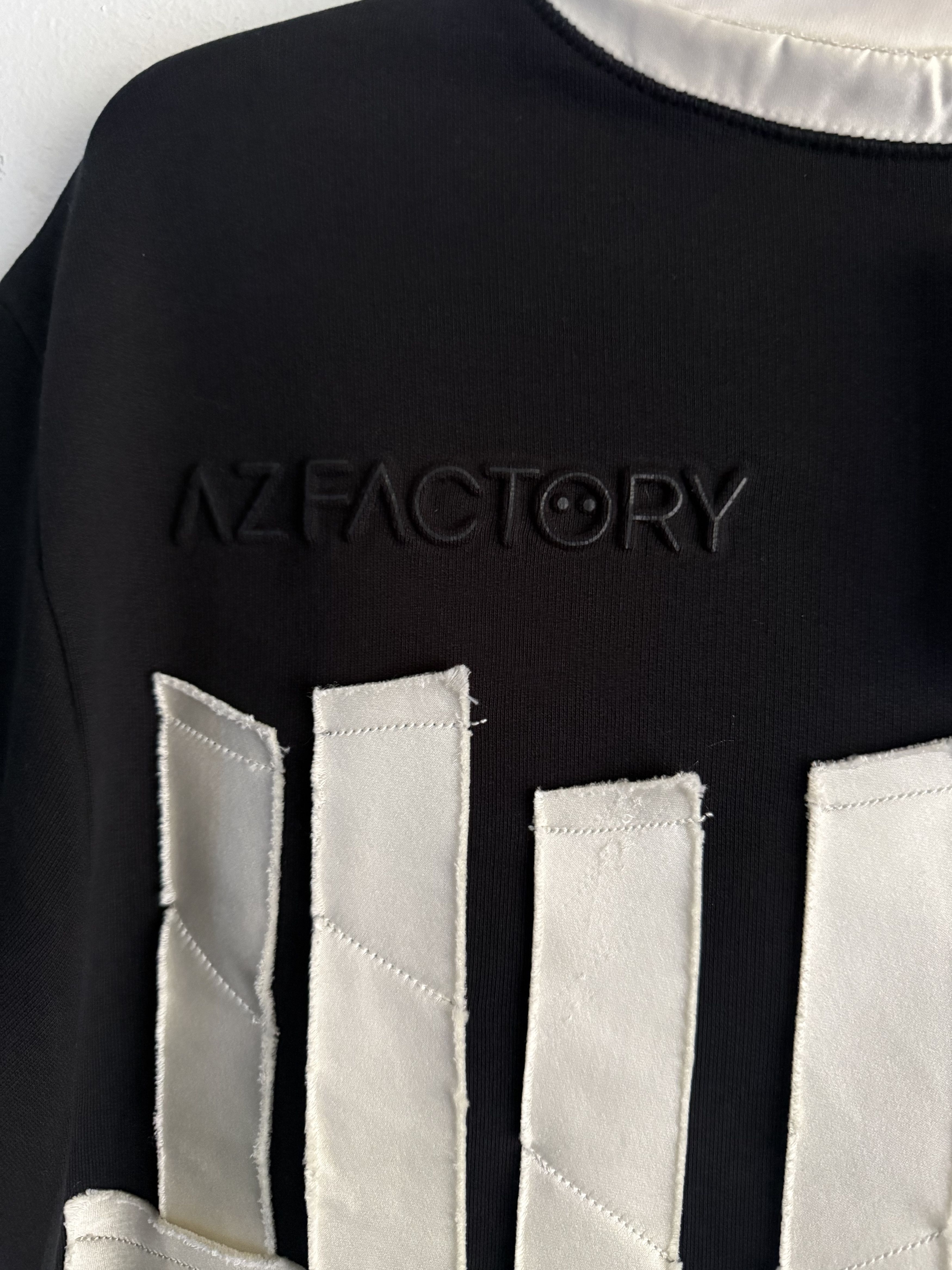 Other Archival AZ Factory "HUG!" Appliqué Top Size L / US 10 / IT 46 - 9 Thumbnail