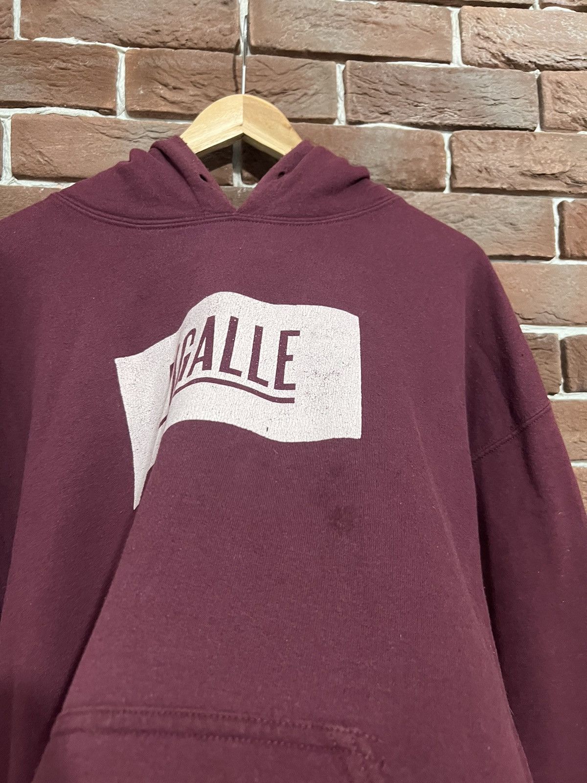 Pigalle Vintage Rare Pigalle Box Logo Burgundy Hoodie Og Streetwear Size US L / EU 52-54 / 3 - 5 Thumbnail