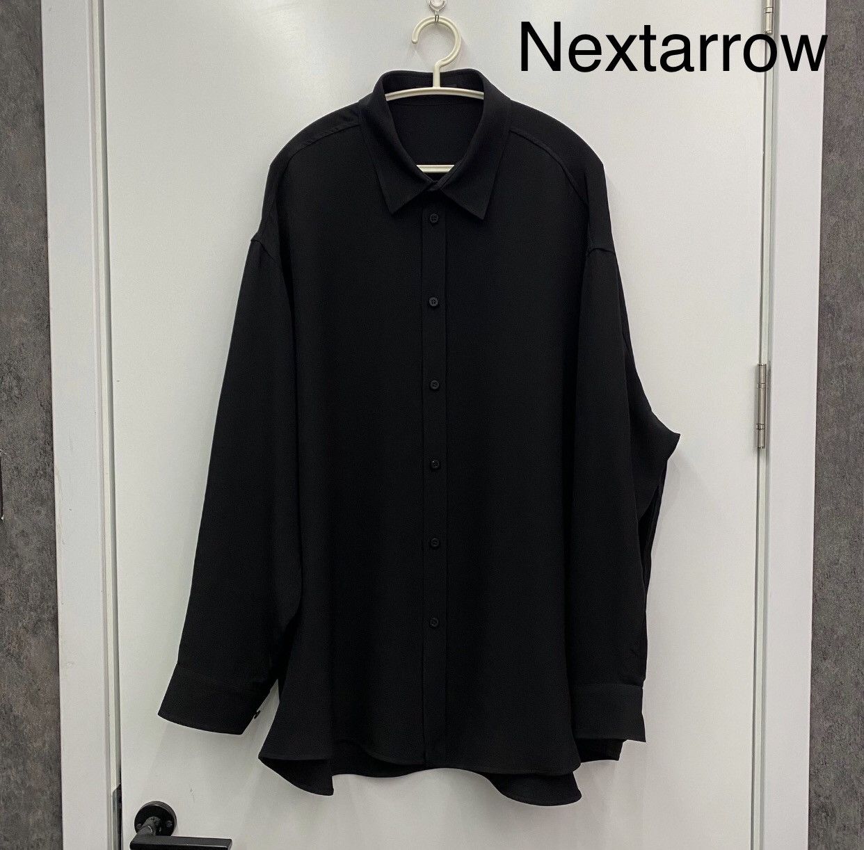 Balenciaga Balenclag back logo shirt2412-Nextarrow Size US S / EU 44-46 / 1 - 1 Thumbnail