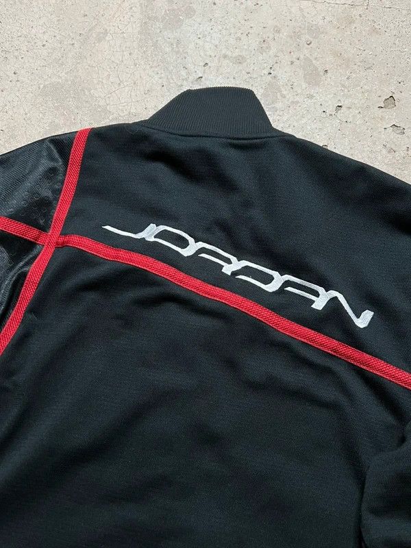 Jordan Brand 00s Jordan vintage track jacket zip Reflective Size US S / EU 44-46 / 1 - 4 Thumbnail