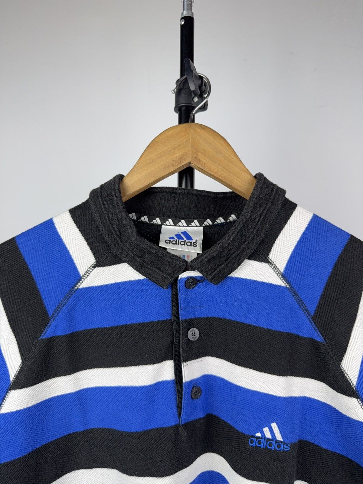 Adidas Vintage 90s Adidas Retro Multicolour striped Y2K Polos Size US L / EU 52-54 / 3 - 3 Thumbnail