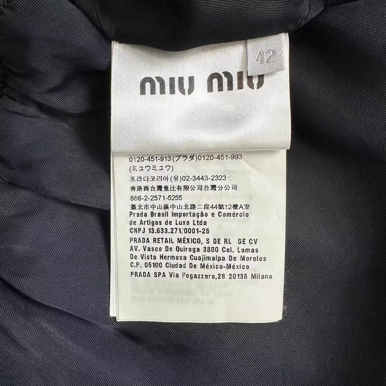 Miu Miu MIU MIU velvet jacket 42 almost new Size M / US 6-8 / IT 42-44 - 4 Thumbnail