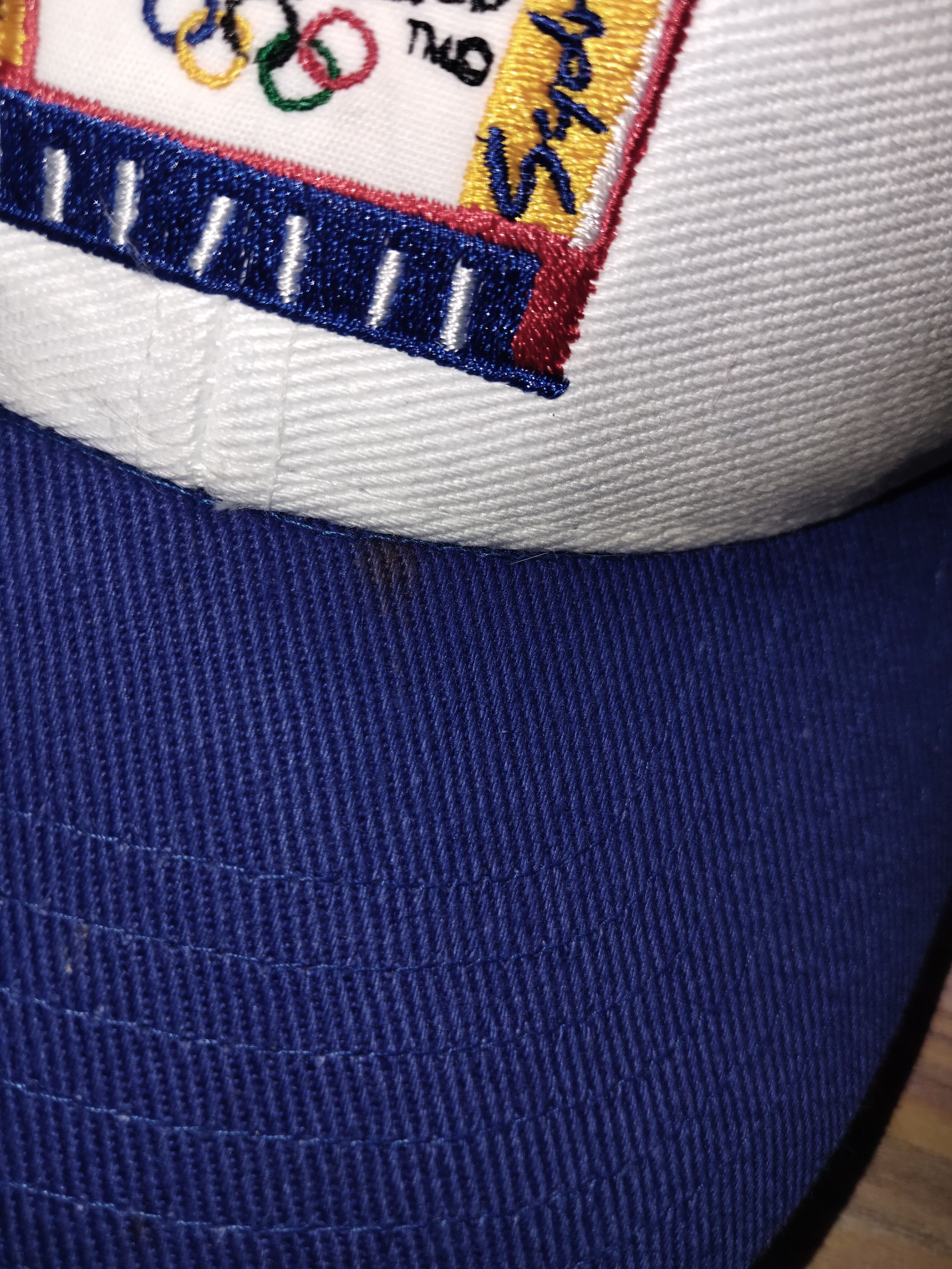 The Australian Outback Collection × Vintage Vintage OLYMPIC SYDNEY 2000 Size ONE SIZE - 12 Thumbnail
