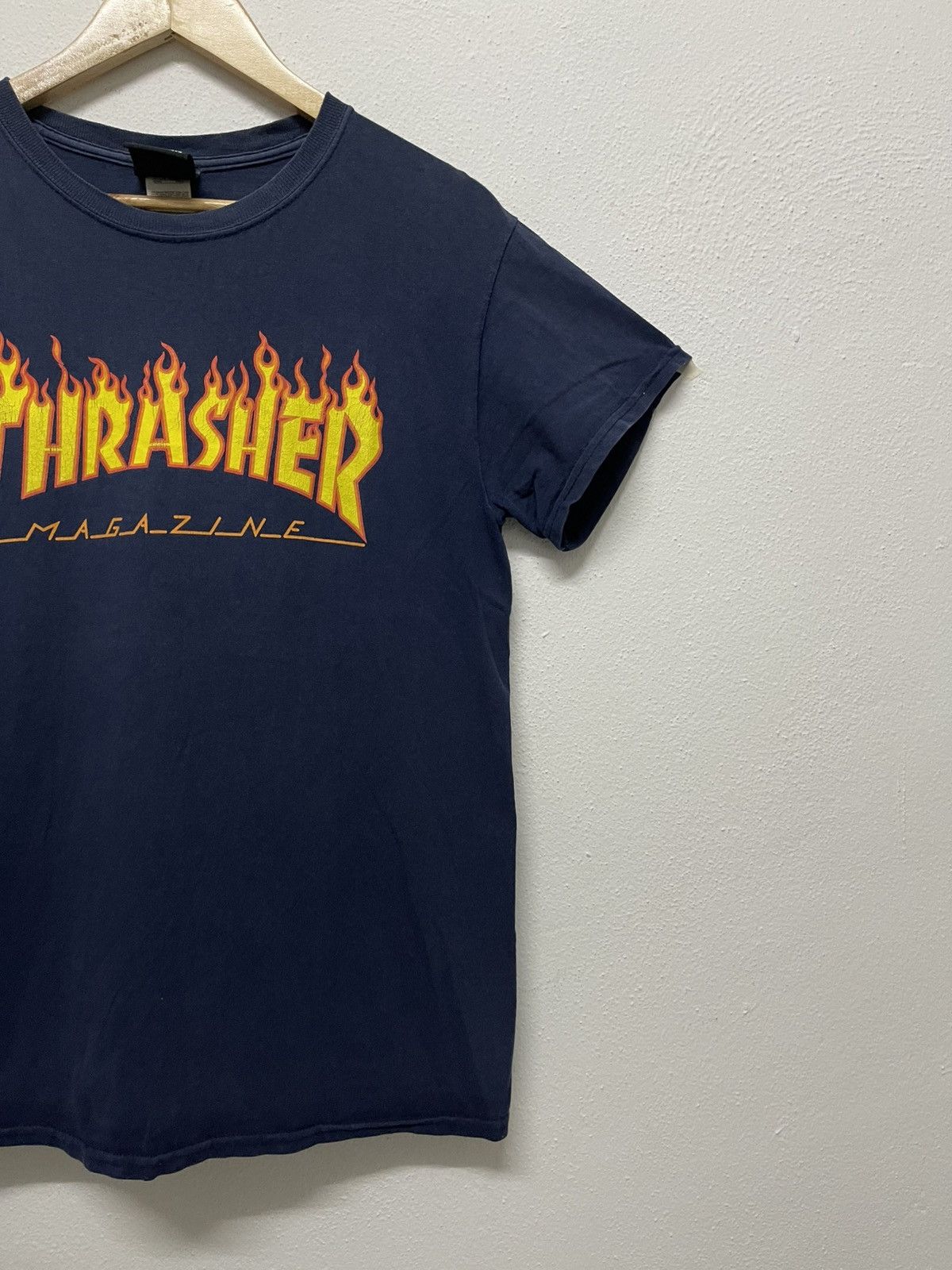 Thrasher 2000s THRASHER SKATEBOARD FLAME DESIGN SPELLOUT Size US S / EU 44-46 / 1 - 3 Thumbnail