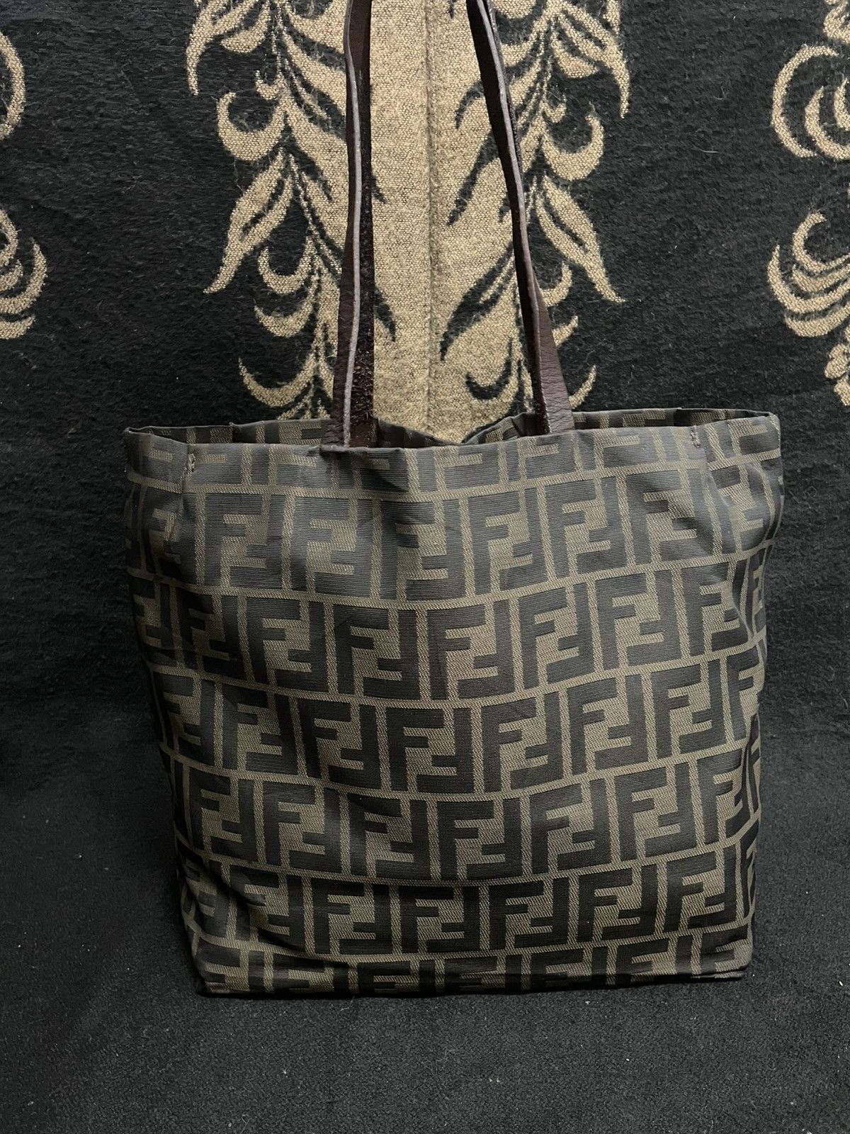 Fendi monogram zucca