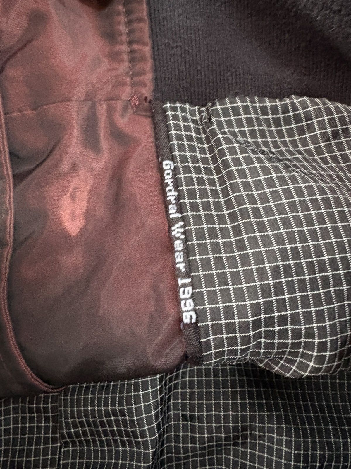 Le Grande Bleu (L.G.B.) Vintage Gordral Maroon Velvet Jacket Shiny Size US M / EU 48-50 / 2 - 9 Thumbnail