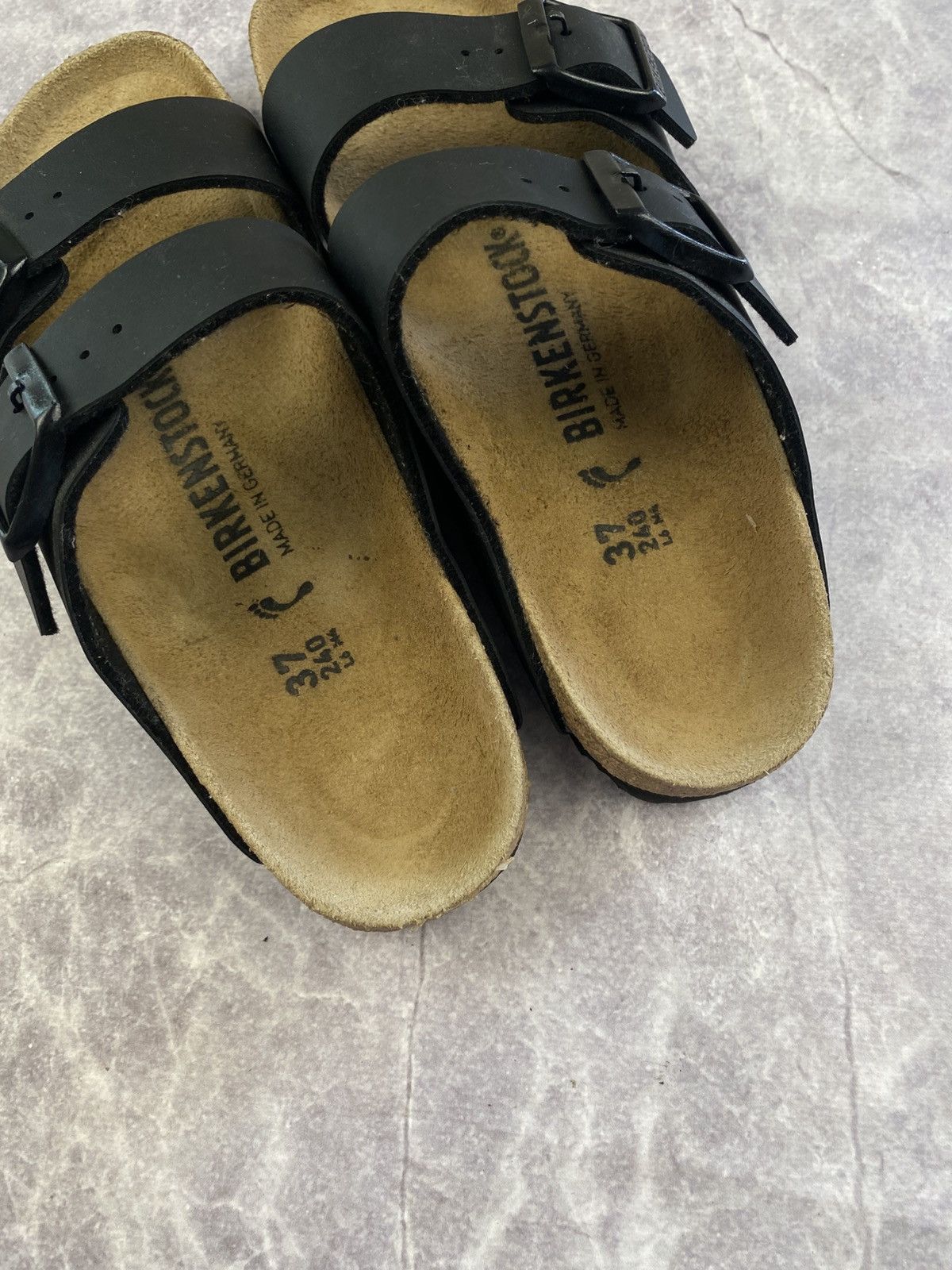 Birkenstock Birkenstock Arizona Leather Sandals Size: 37 24 centimetres Size US 7 / IT 37 - 2 Thumbnail