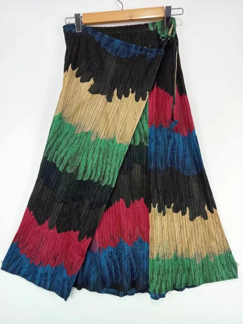 Issey Miyake Issey Miyake Pleats Please Feather Pleated Skirt - dmc Size US 34 / EU 50 - 1 Thumbnail
