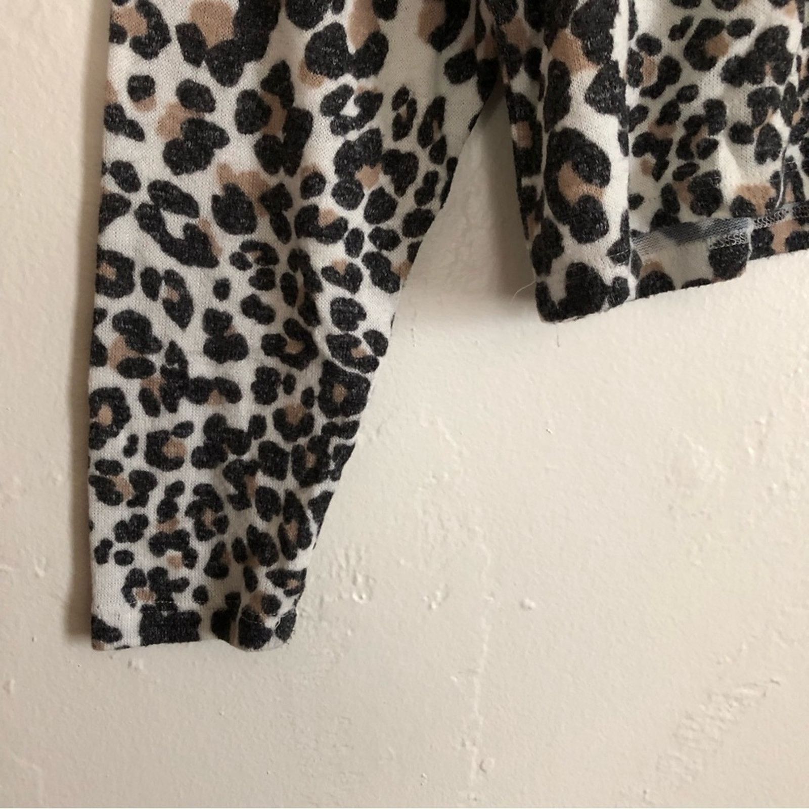 Other Freshman 1996 Leopard Print V-Neck Long Sleeve Sweater Top Size L / US 10 / IT 46 - 4 Thumbnail