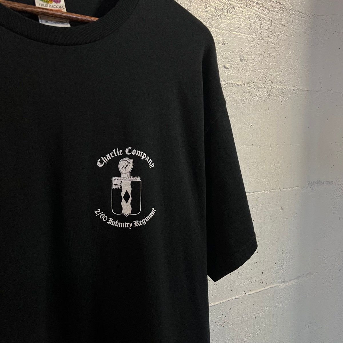 Vintage Vintage 90's U.S. Military Charlie Company WolfpackT-Shirt Size US XL / EU 56 / 4 - 3 Thumbnail