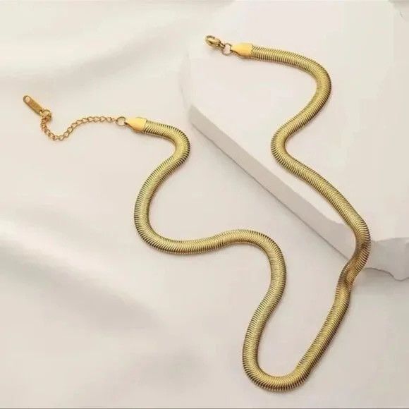 Other Slake Gold Stainless Steel Waterproof Snake Bone Necklace Size ONE SIZE - 2 Thumbnail