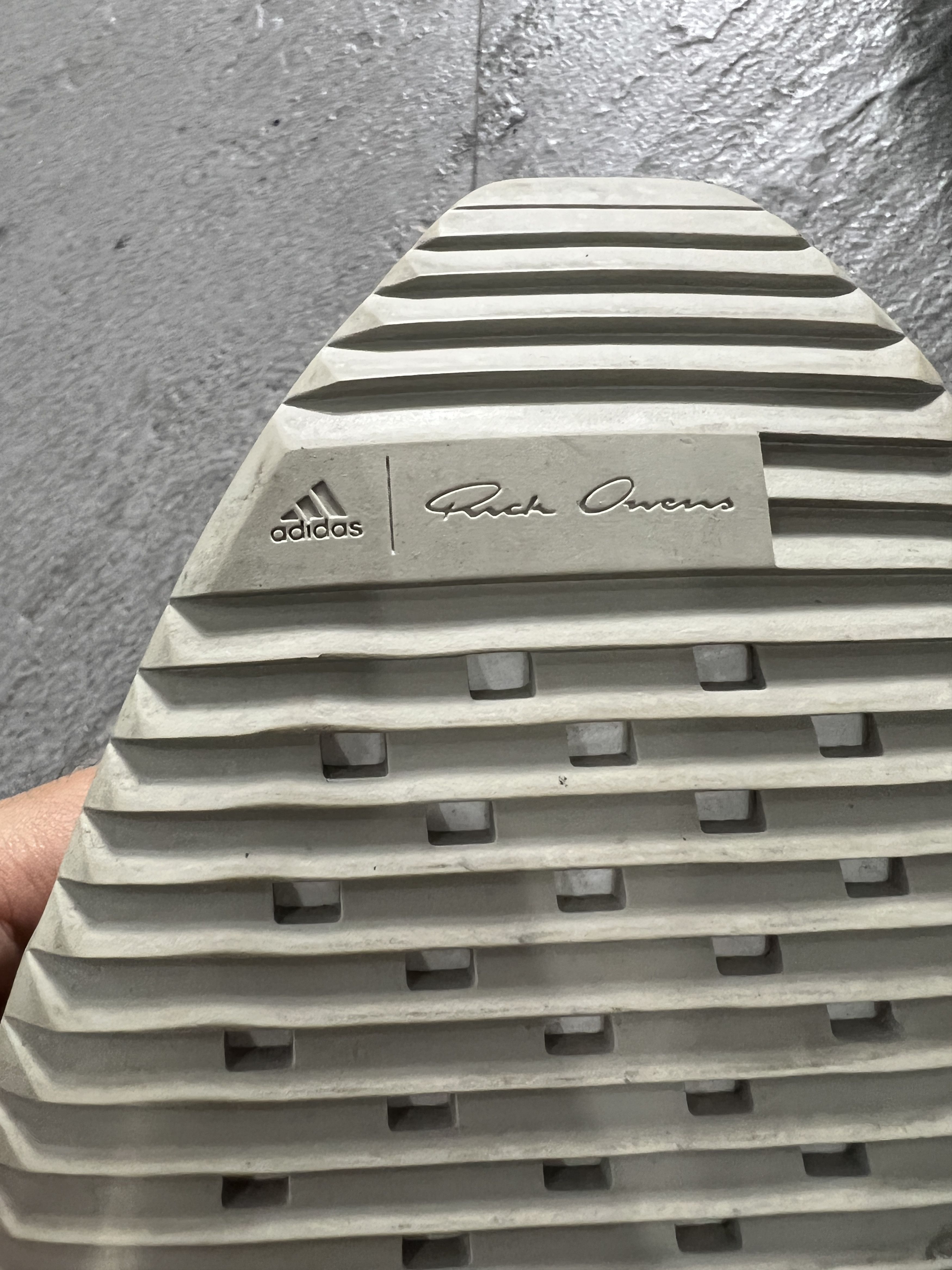 Adidas × Rick Owens Rick Owens x Adidas Level Runner White Leather EU42 Size US 8.5 / EU 41-42 - 7 Thumbnail