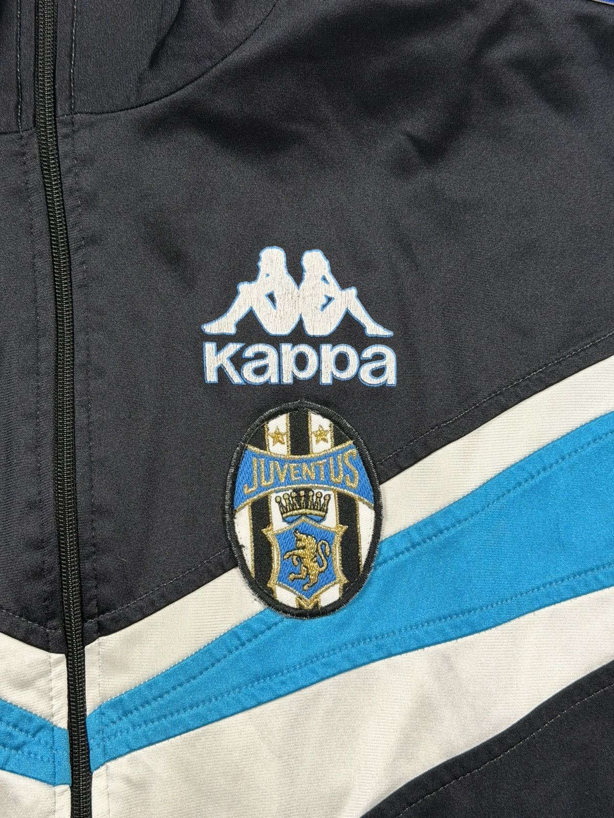 Kappa Juventus Baggio Home Tracktop 1993-94 DANONE Kappa Vintage!! Size US L / EU 52-54 / 3 - 8 Thumbnail