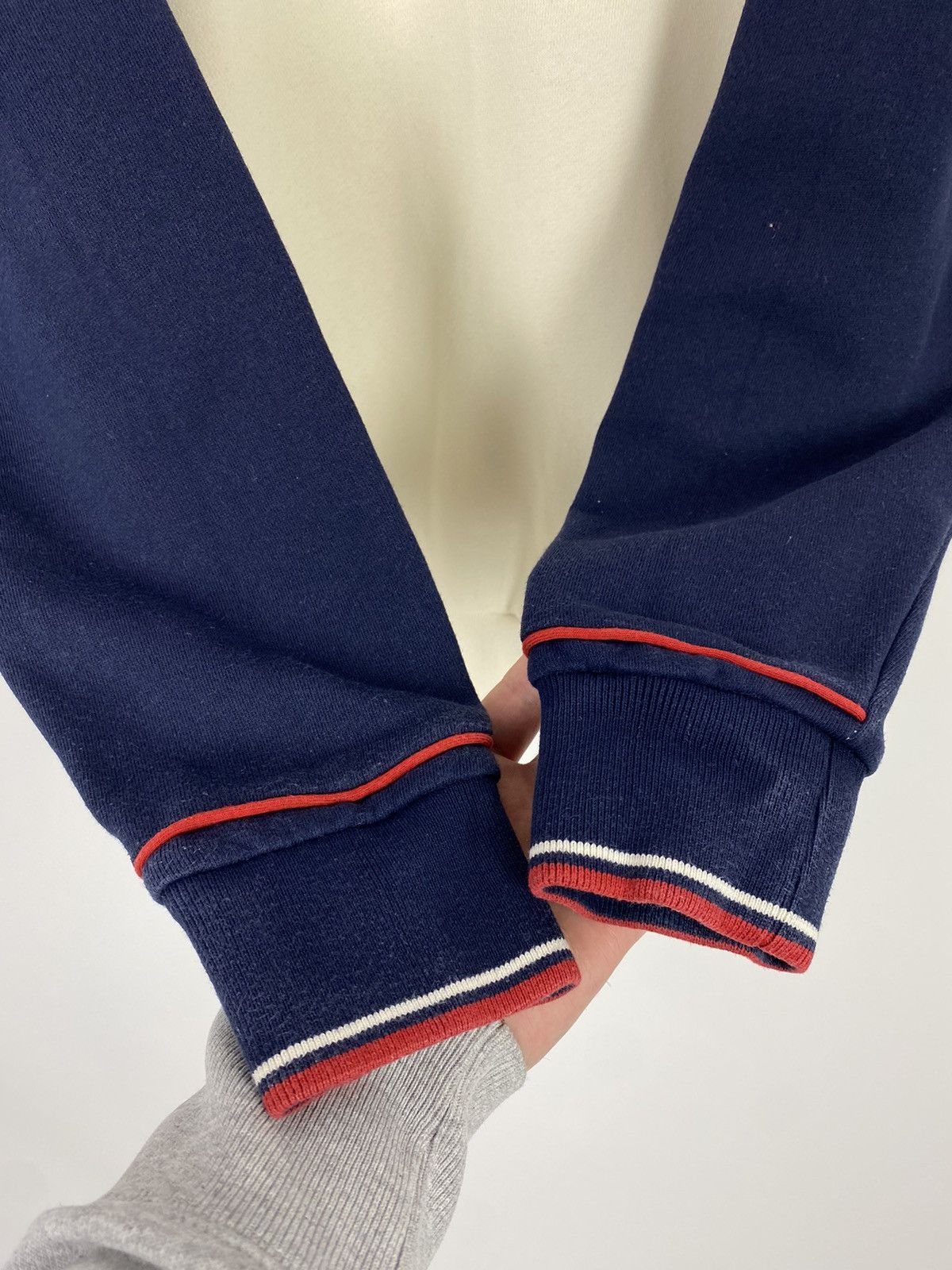 Fila Y2K Vintage Fila Embroidered Logo Two Tone Sweatshirt Size US M / EU 48-50 / 2 - 7 Thumbnail