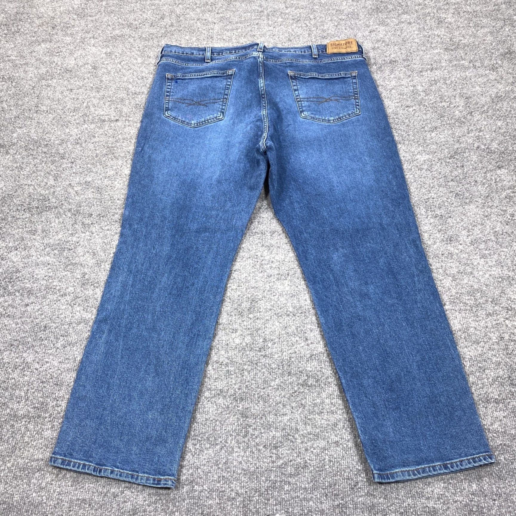 Vintage Signature by Levi Strauss Athletic Jeans Men 42x30 Blue Stretch Denim Jeans Straight Mid 5-Pocket Blue Mens Size US 42 / EU 58 - 3 Thumbnail