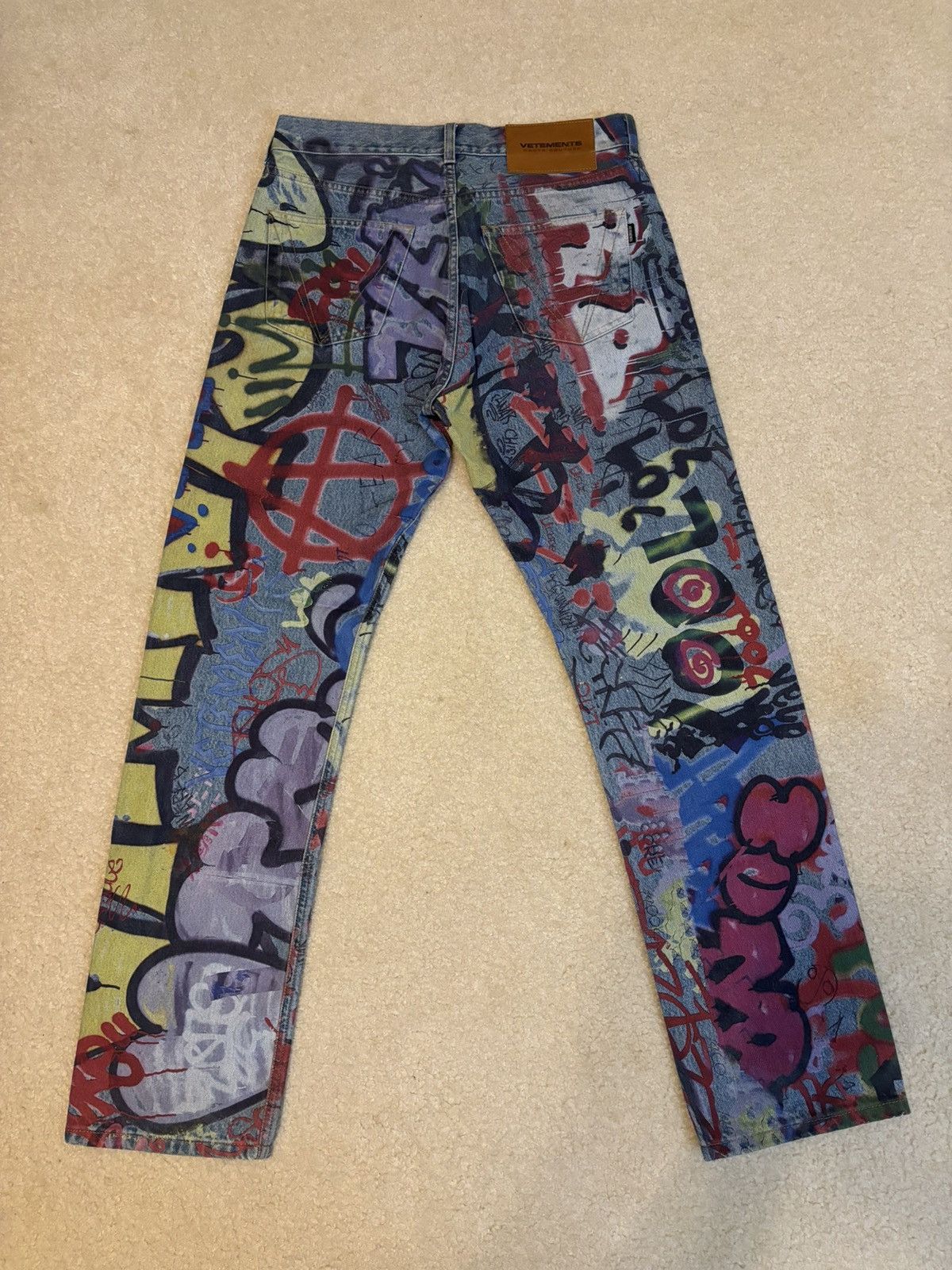 Vetements Vetements AW21 Graffiti Straight Jeans Size US 32 / EU 48 - 9 Thumbnail