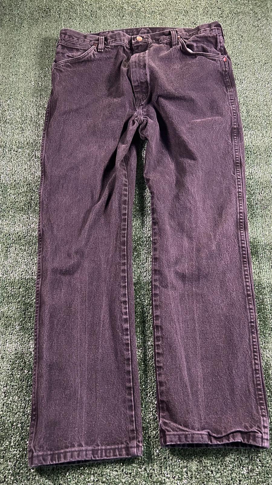 Wrangler Wrangler Men's Vintage Black Denim Jeans. 38x32 Size US 38 / EU 54 - 1 Thumbnail