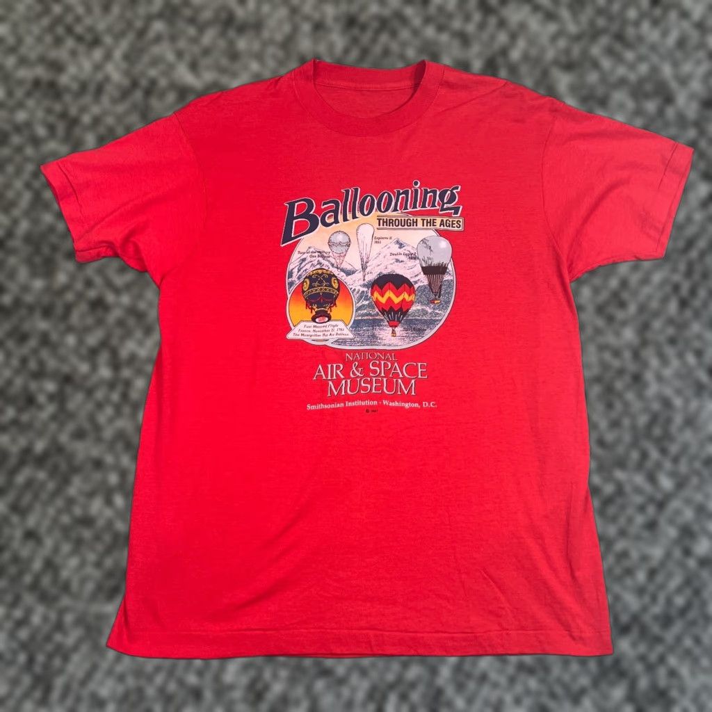 Vintage VINTAGE Smithsonian Space T-Shirt Men Large Red 80s Air and Space Museum Graphic Print Size US L / EU 52-54 / 3 - 1 Thumbnail