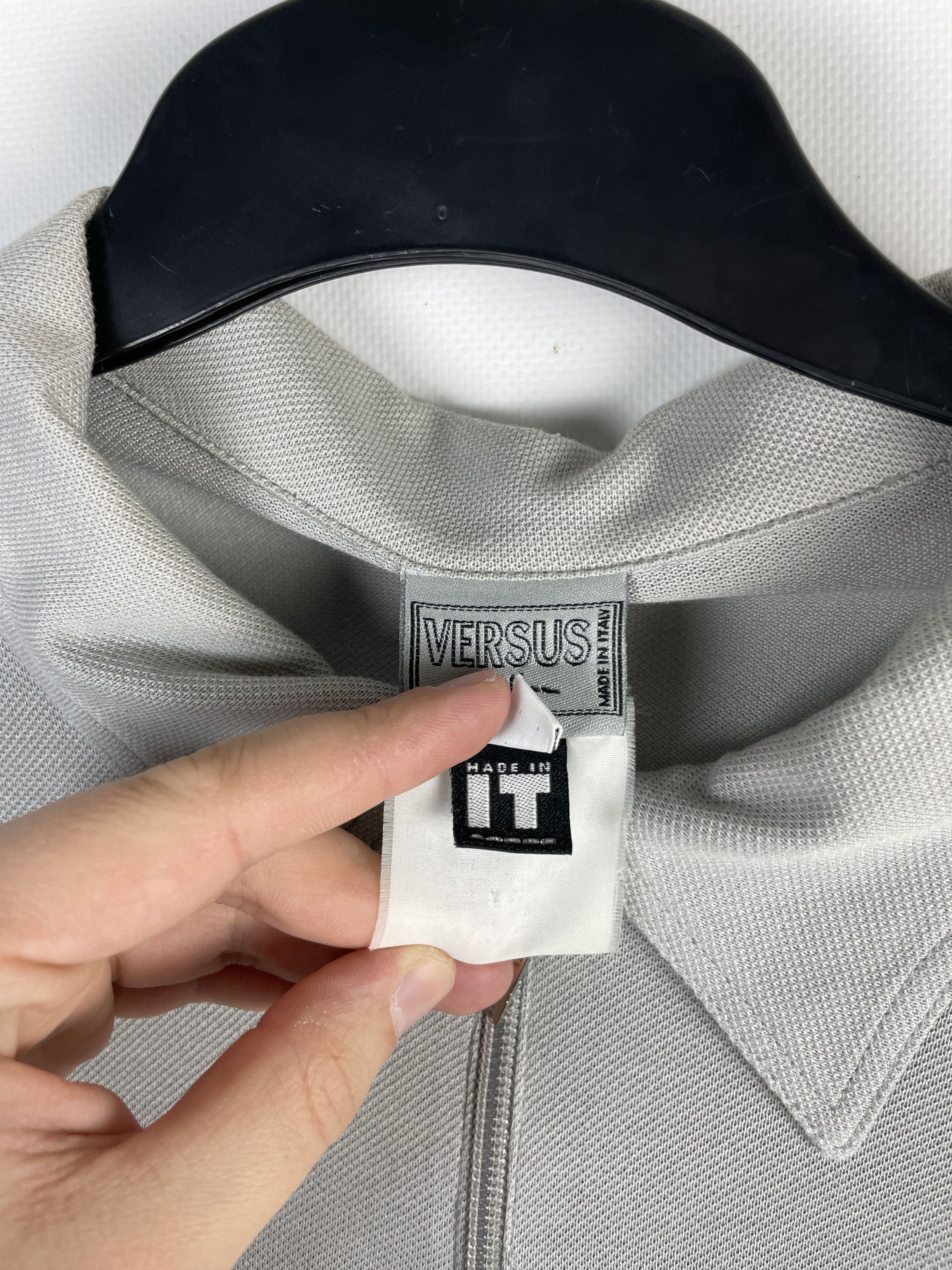 Versace Versus Long Sleeve luxury Size US M / EU 48-50 / 2 - 5 Thumbnail