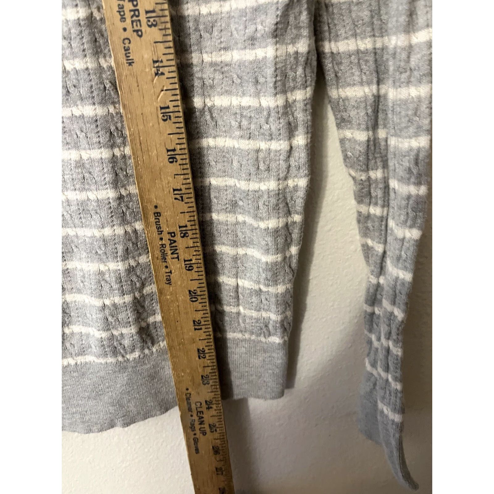 Banana Republic Banana Republic Women Crew Neck Sweater Size Medium Gray Striped Size M / US 6-8 / IT 42-44 - 4 Thumbnail