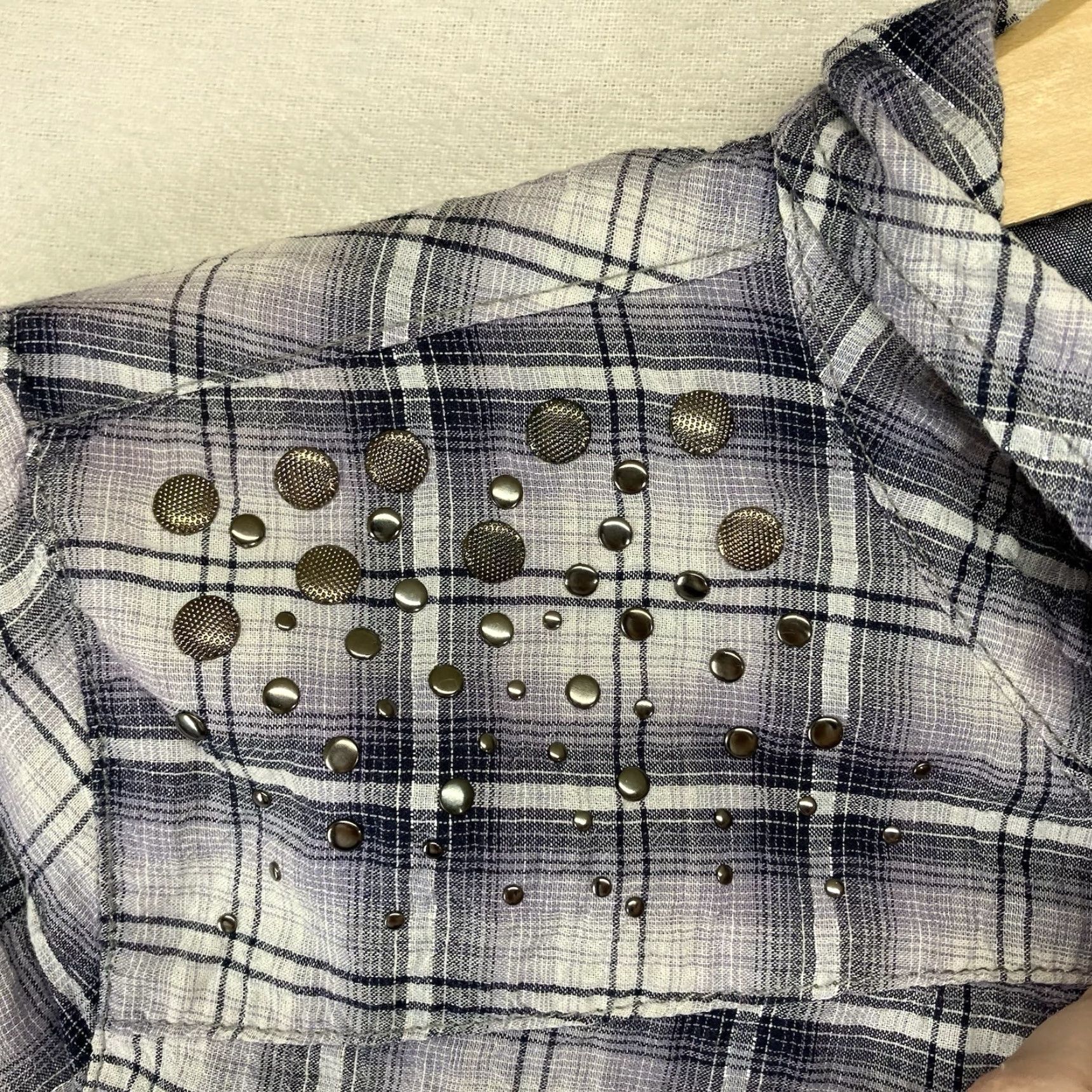Vintage Dressbarn Women's Western Shirt Plaid Button-Up 90s Purple M Long Sleeve Roll Tab Collar Lightweight Metallic Accents Bling Shoulders Cowgirl Casual Size M / US 6-8 / IT 42-44 - 5 Thumbnail